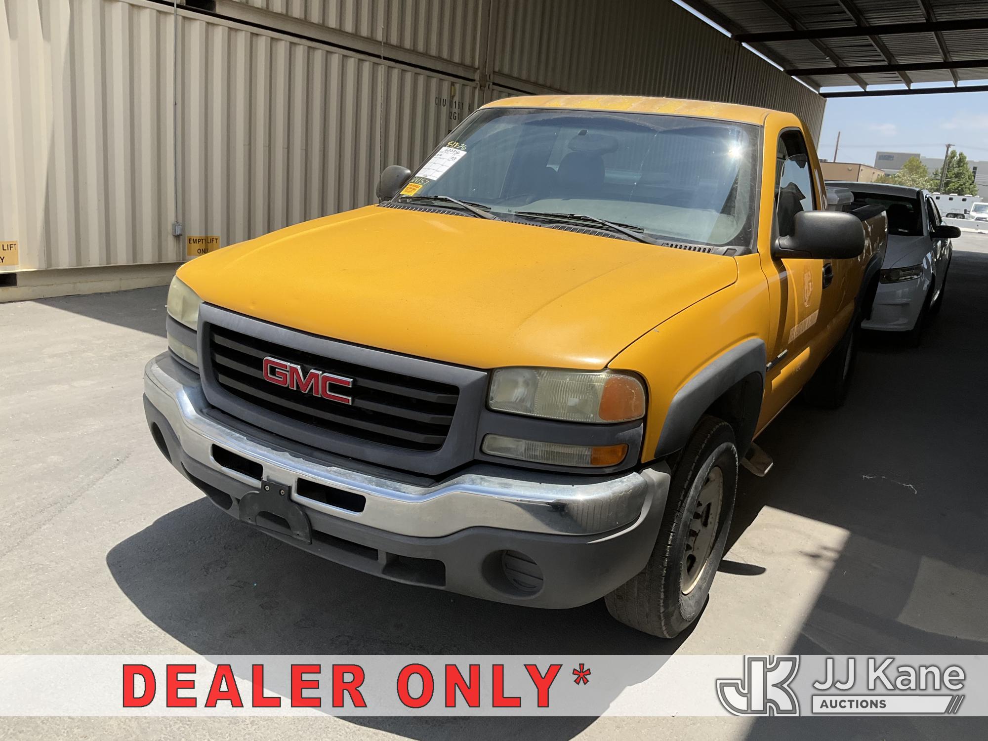 Photo of a 2003 GMC Sierra 2500