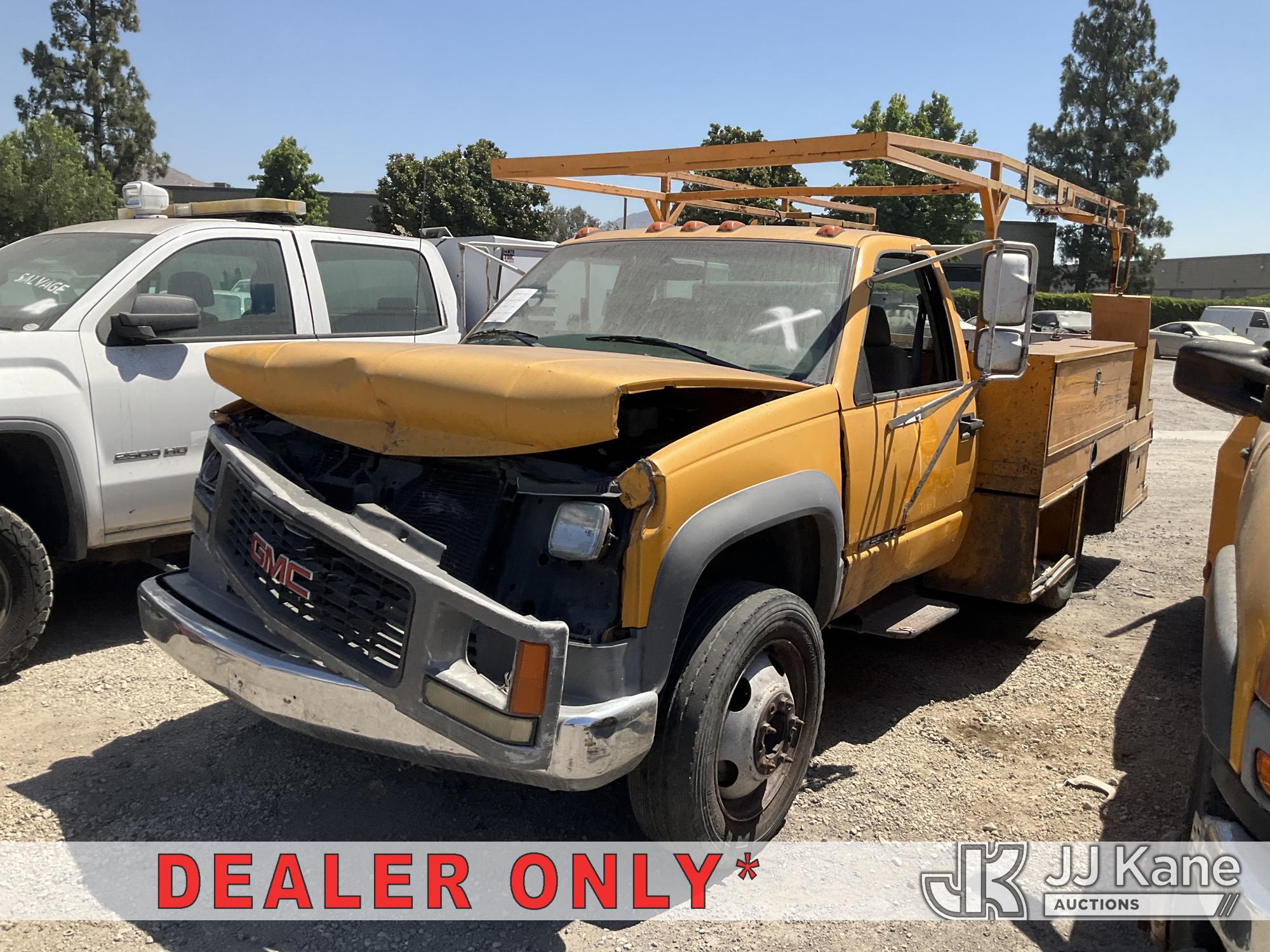 Photo of a 1998 GMC Sierra C/K 3500