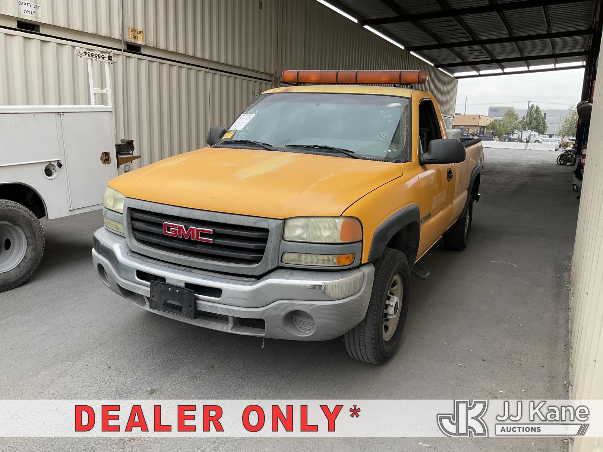 Photo of a 2003 GMC Sierra 2500