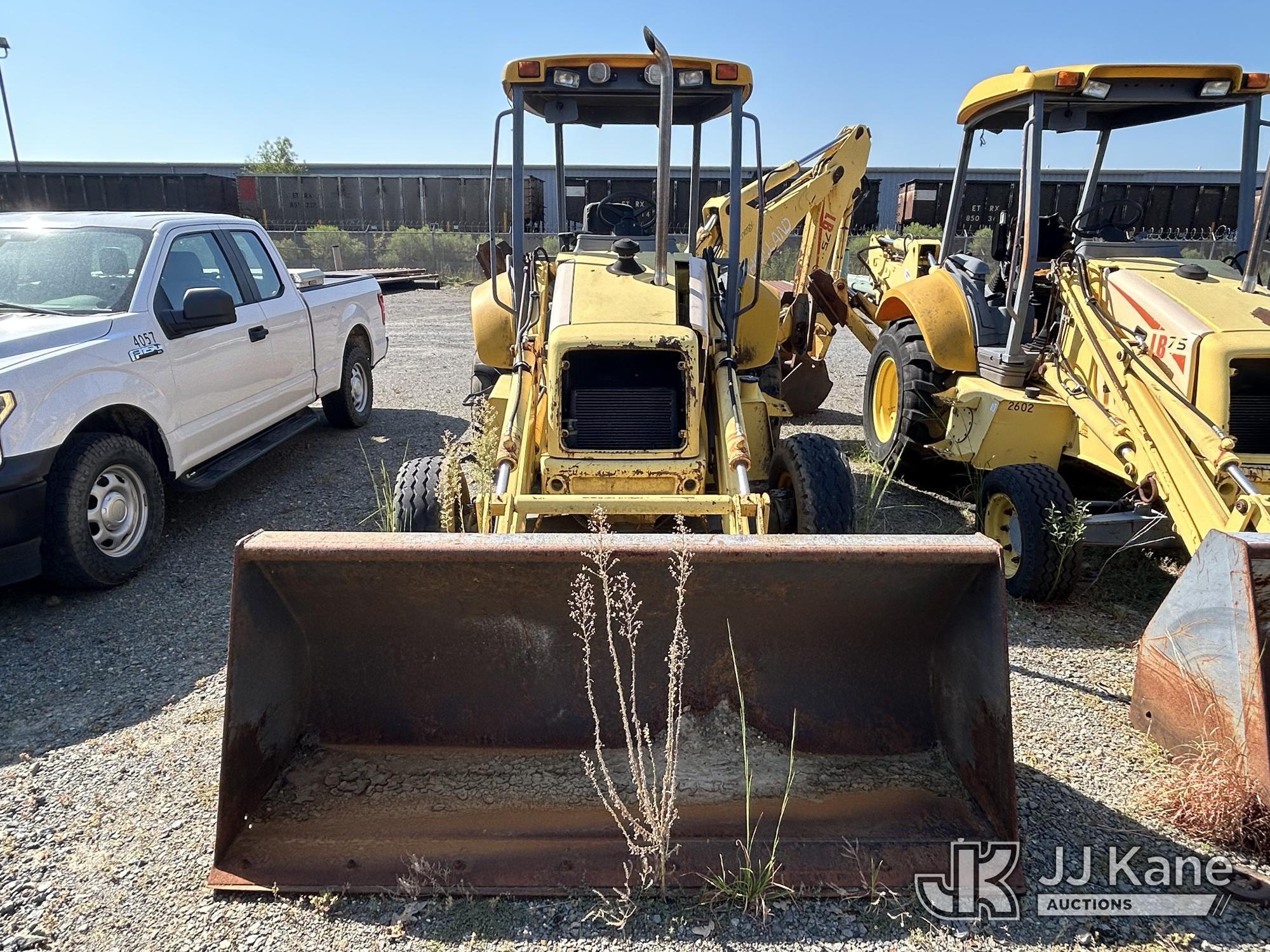 2000 New Holland LB75B 4X4