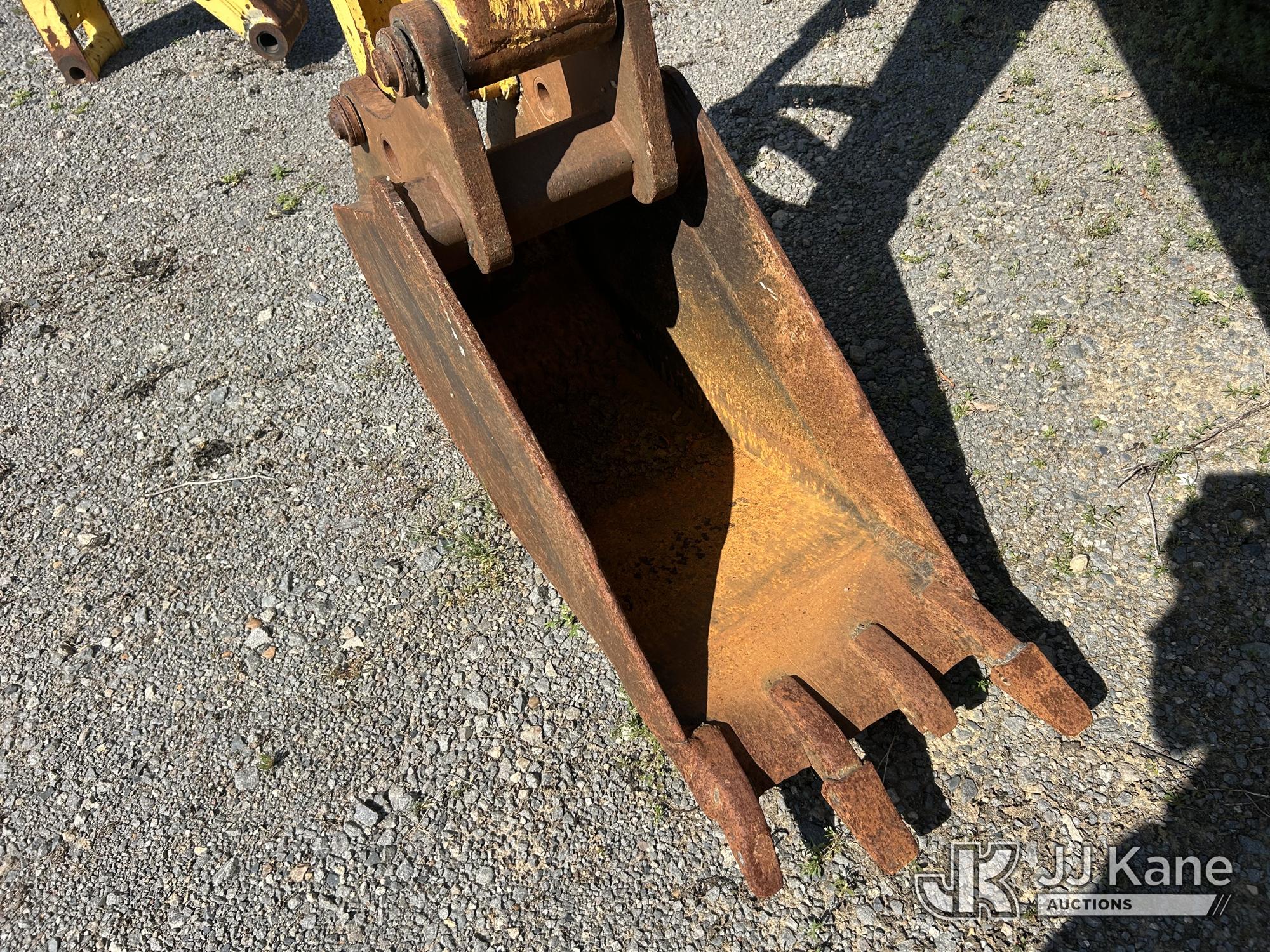 2000 New Holland LB75B 4X4