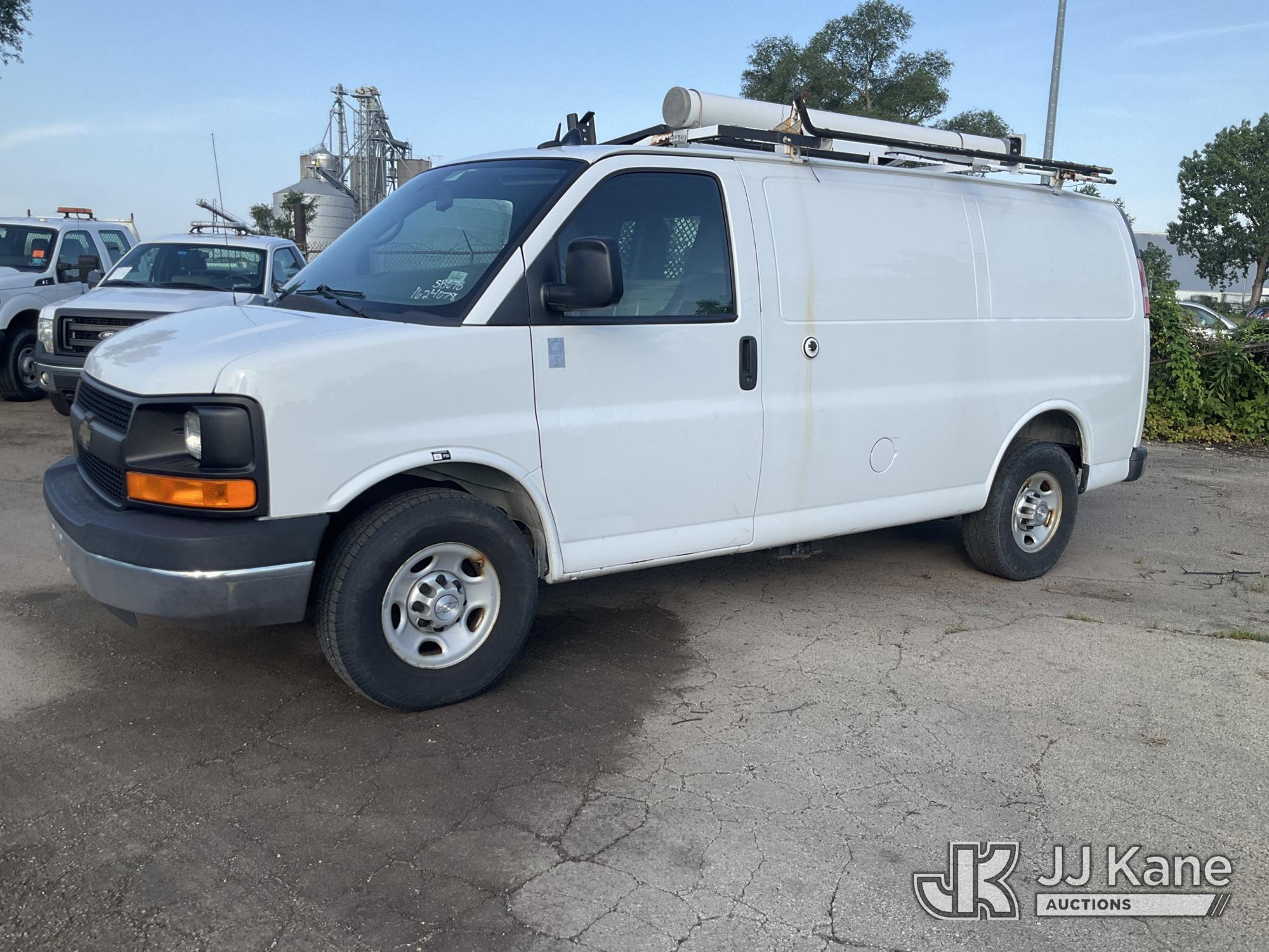 Photo of a 2014 Chevrolet Express G2500