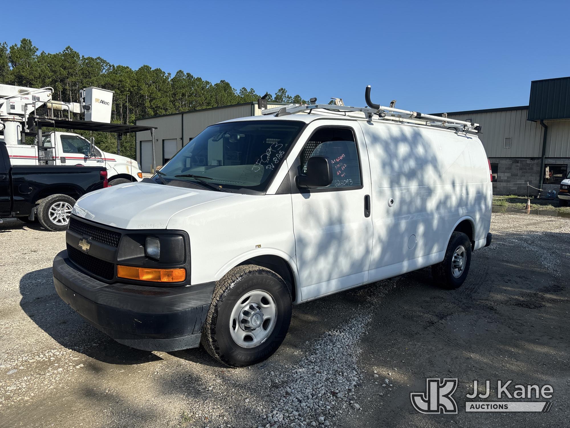2017 Chevrolet Express 2500 Cargo Van
