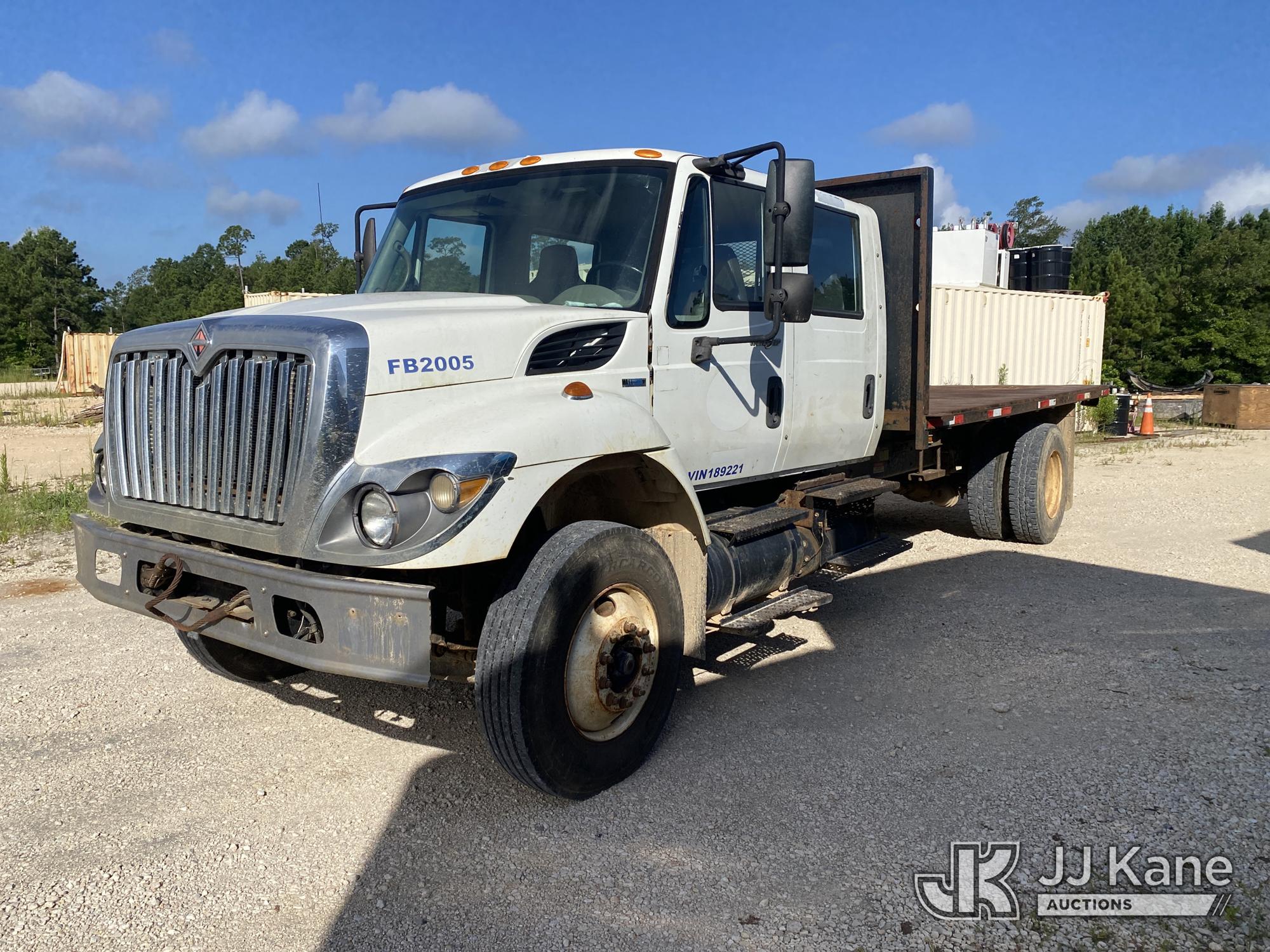 Photo of a 2009 International 7400