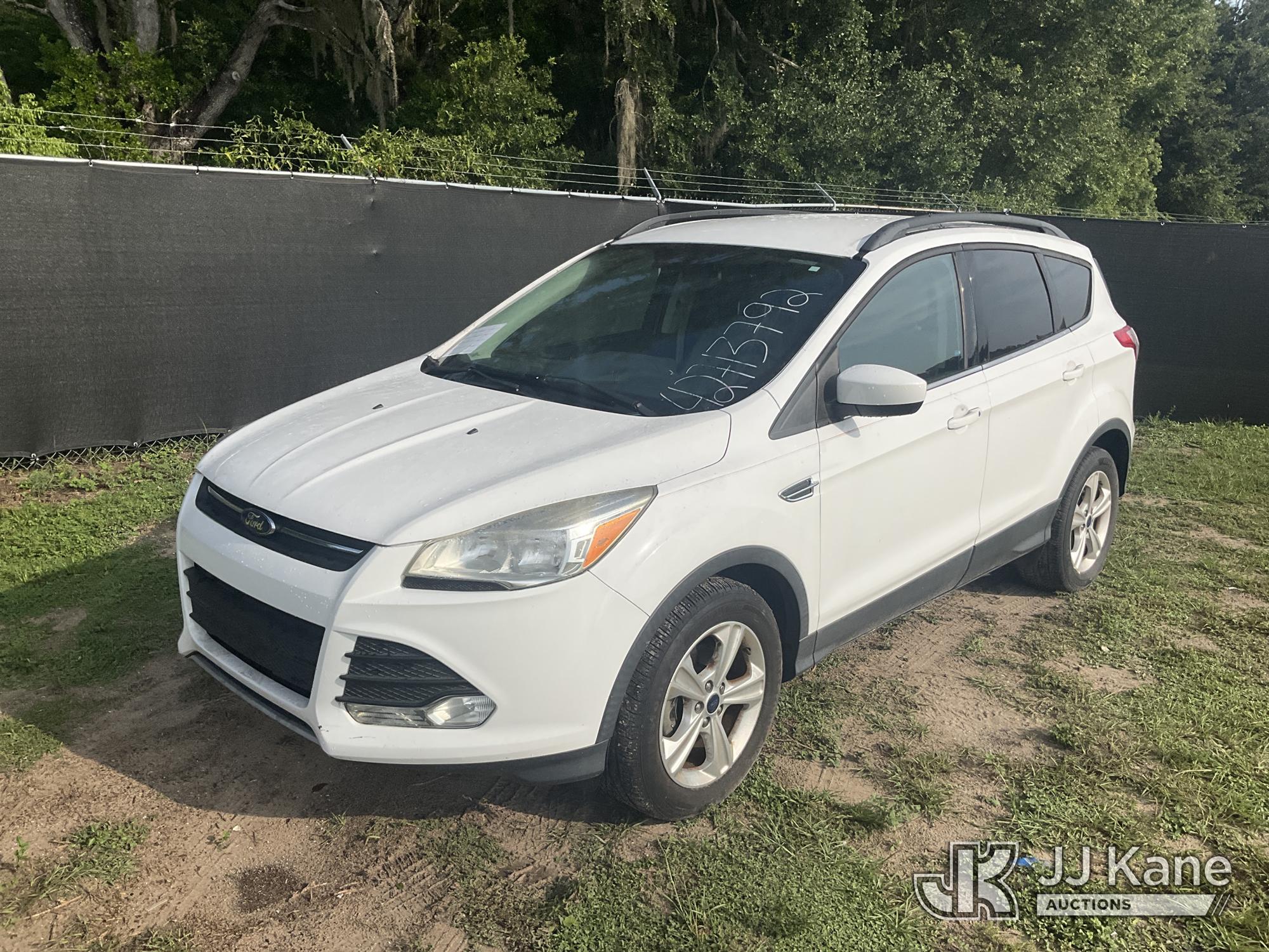 Photo of a 2016 Ford Escape