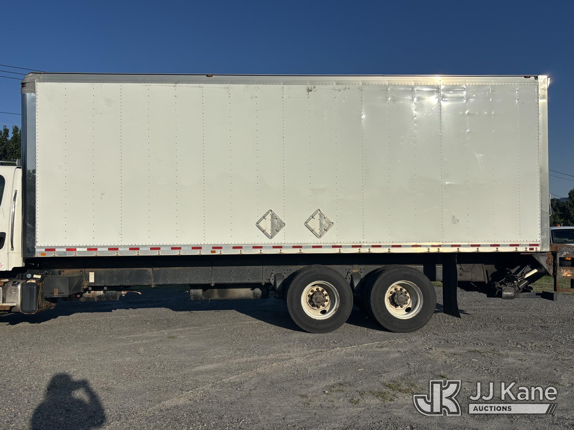 2018 Freightliner M2