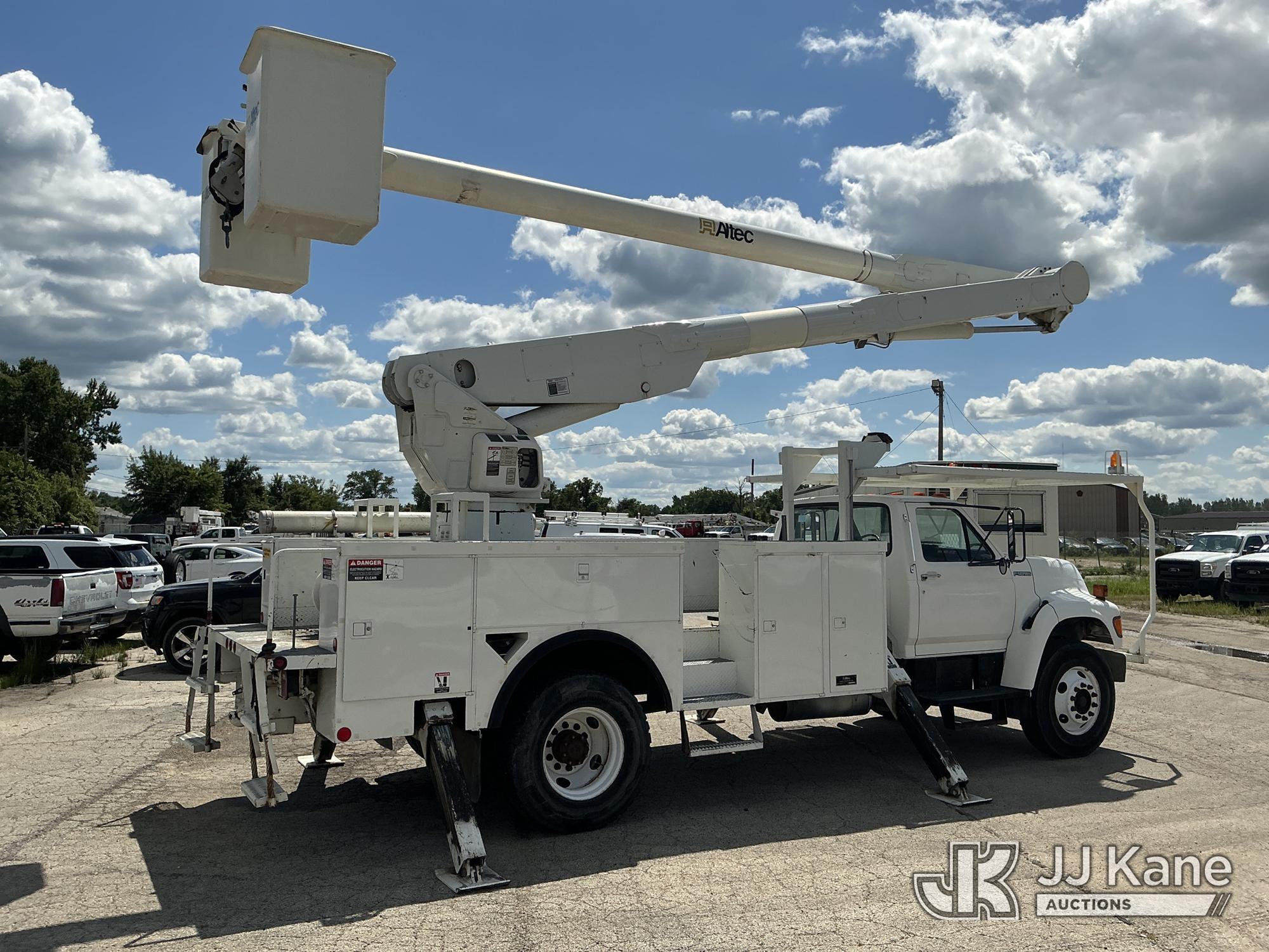 1998 Ford F800