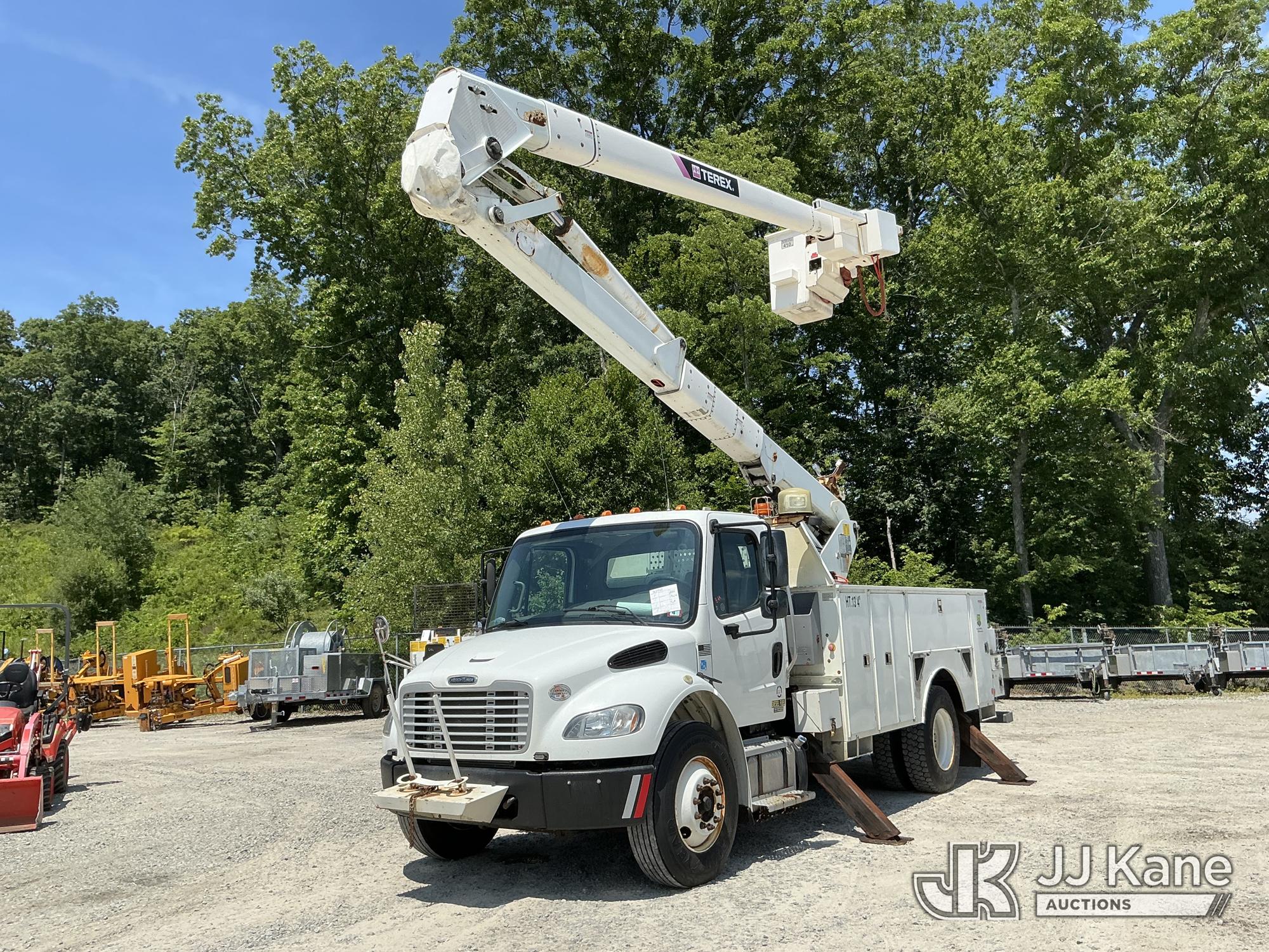 Photo of a 2012 Freightliner M2 106
