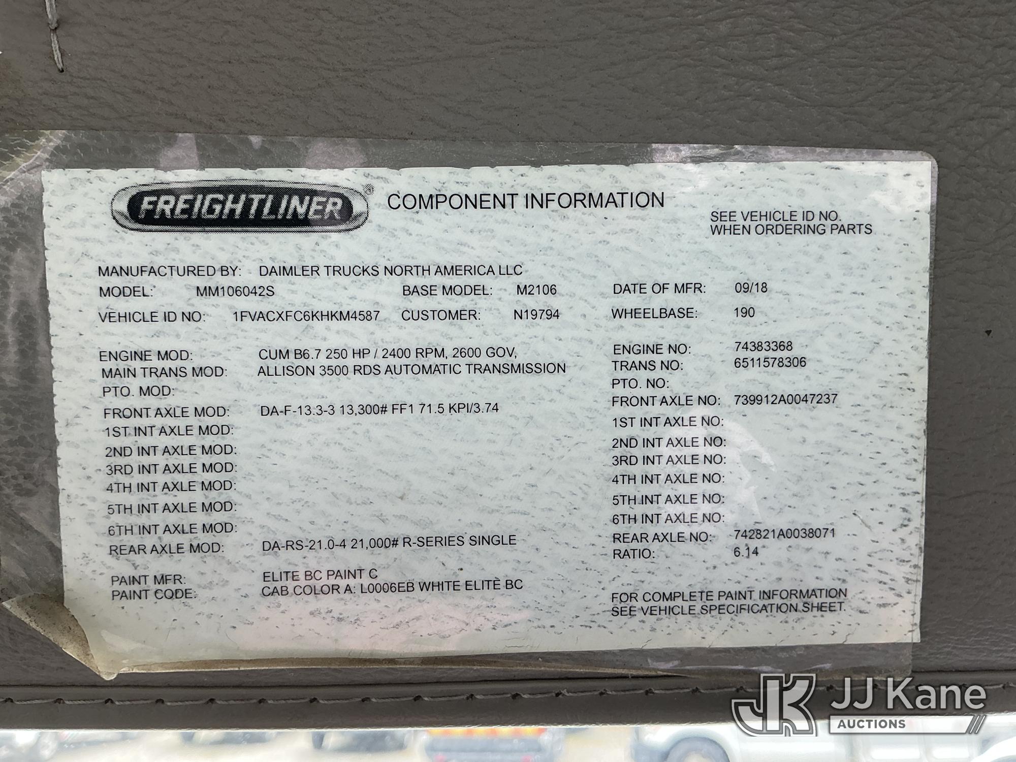 2019 Freightliner M2 106