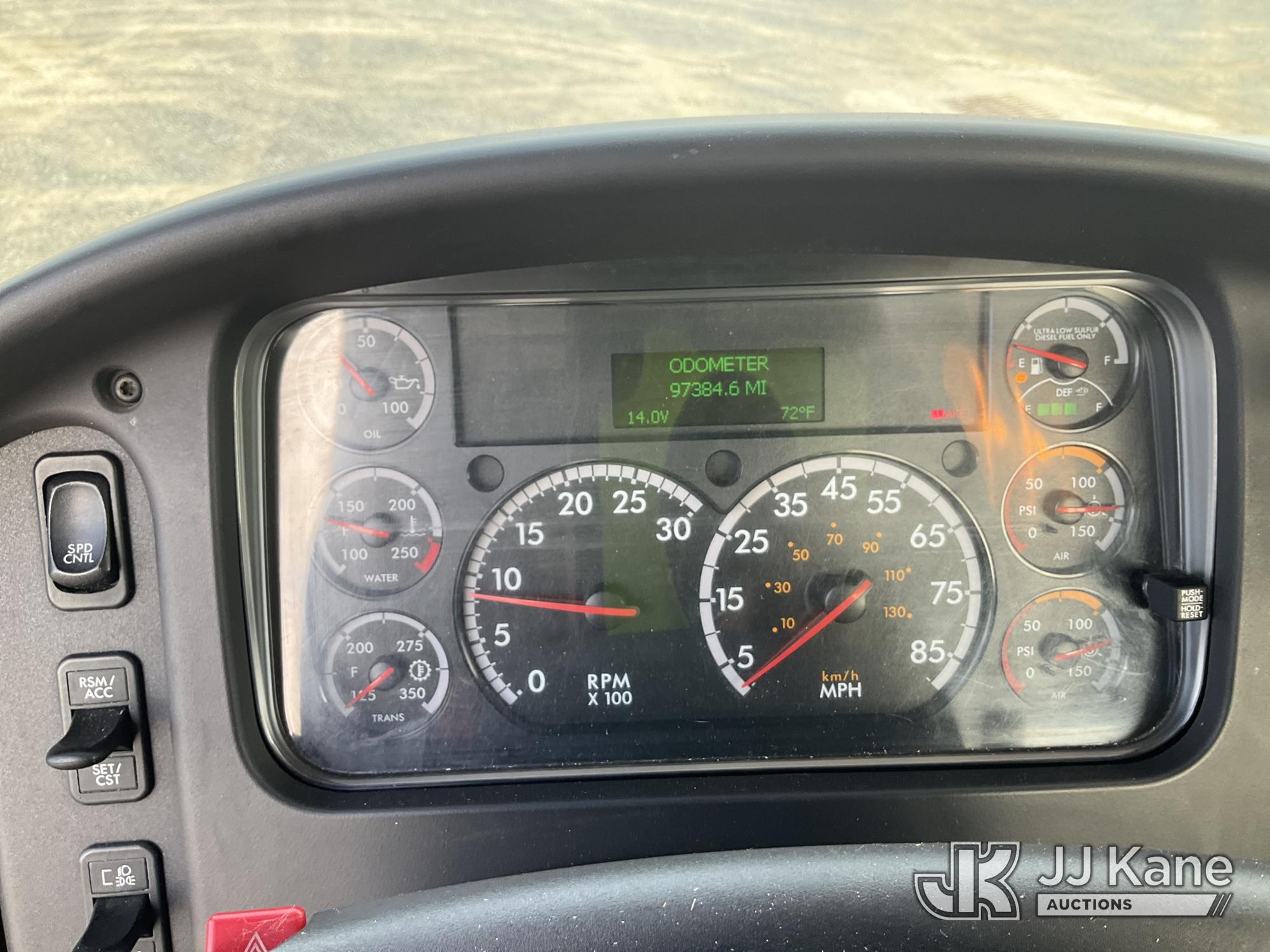 2019 Freightliner M2 106