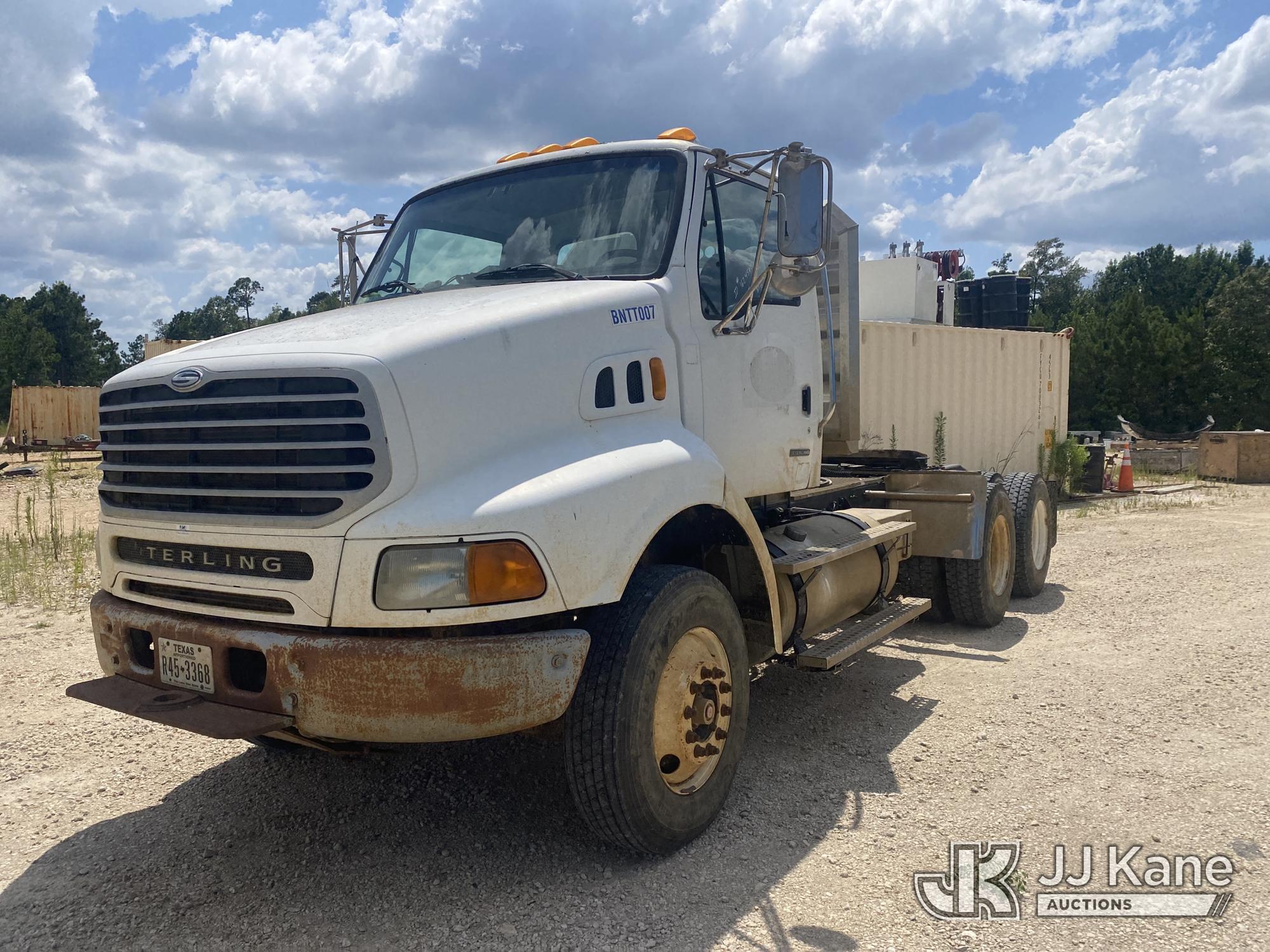 Photo of a 2007 Sterling L9500