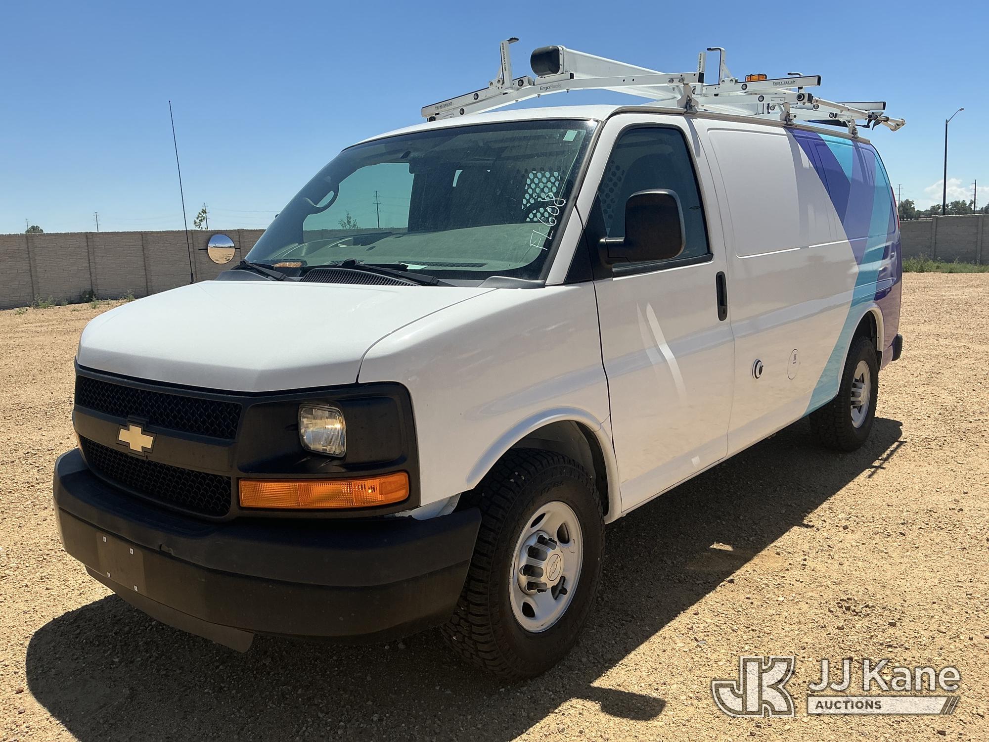 2015 Chevrolet Express G2500 Cargo Van