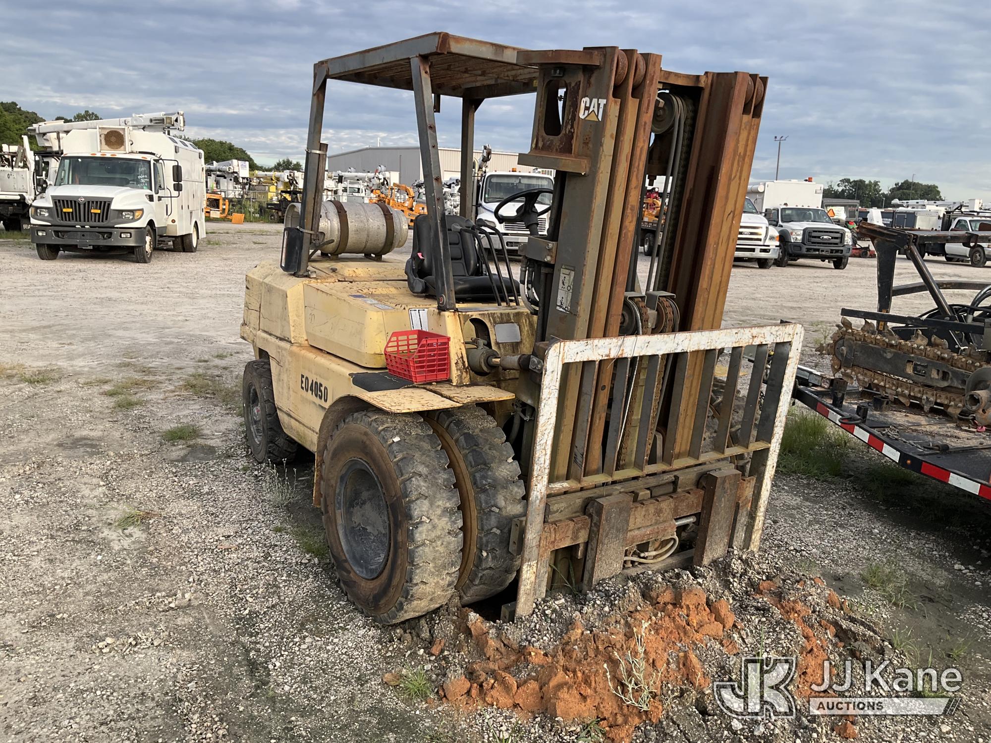 2004 Caterpillar GLP40