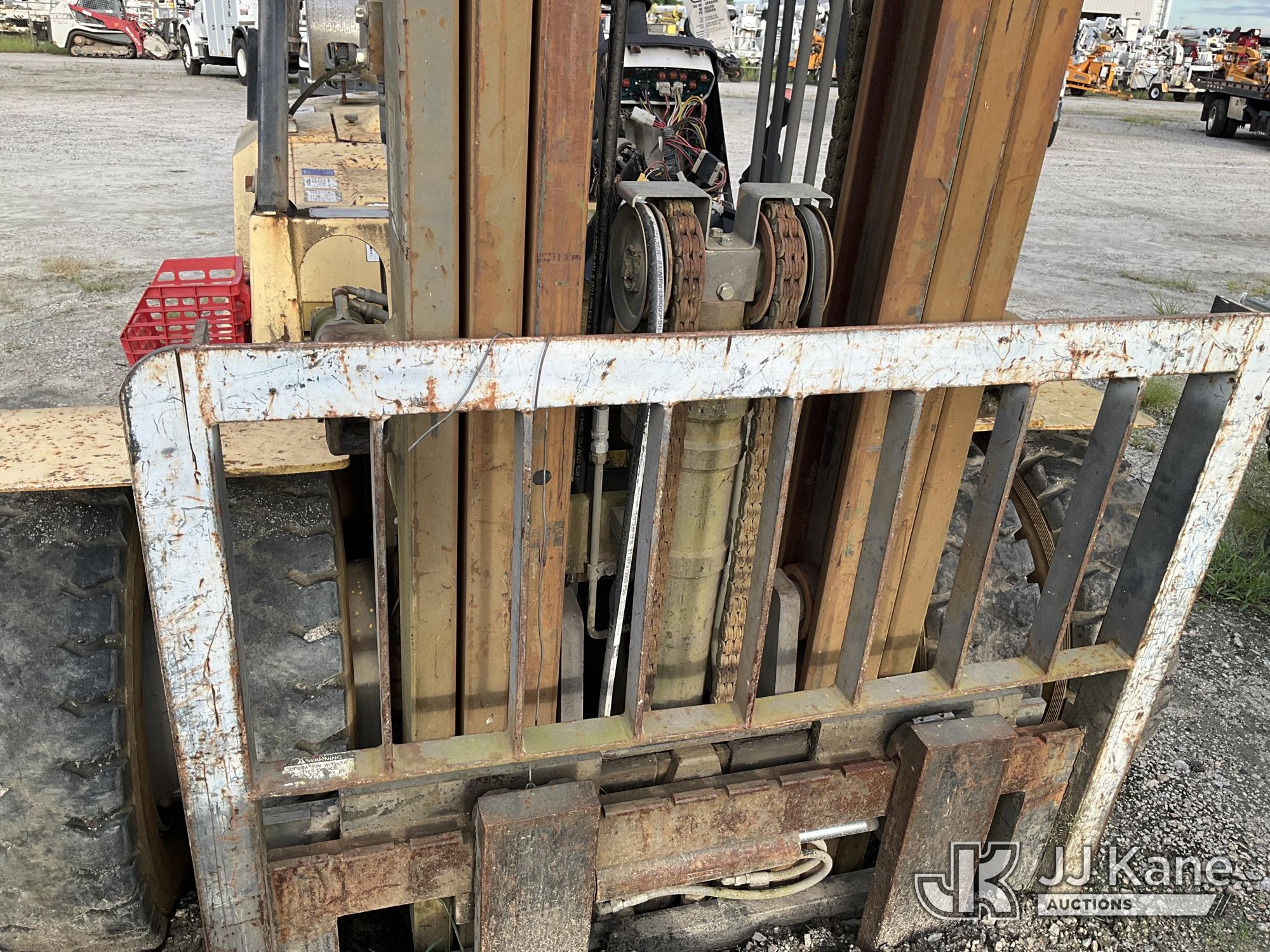2004 Caterpillar GLP40
