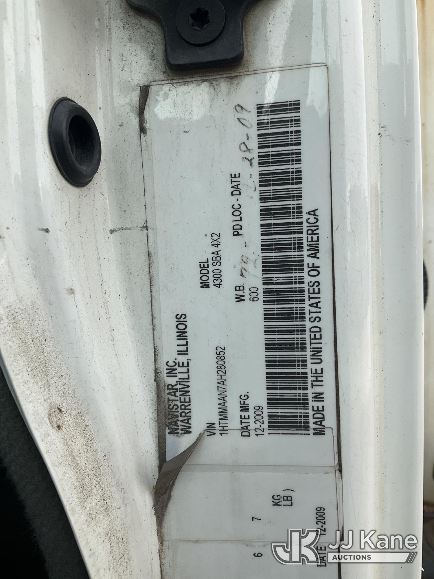 2010 International 4300