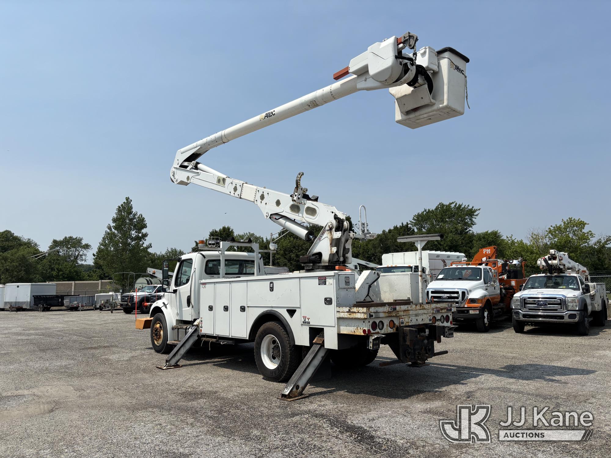 2017 Freightliner M2 106