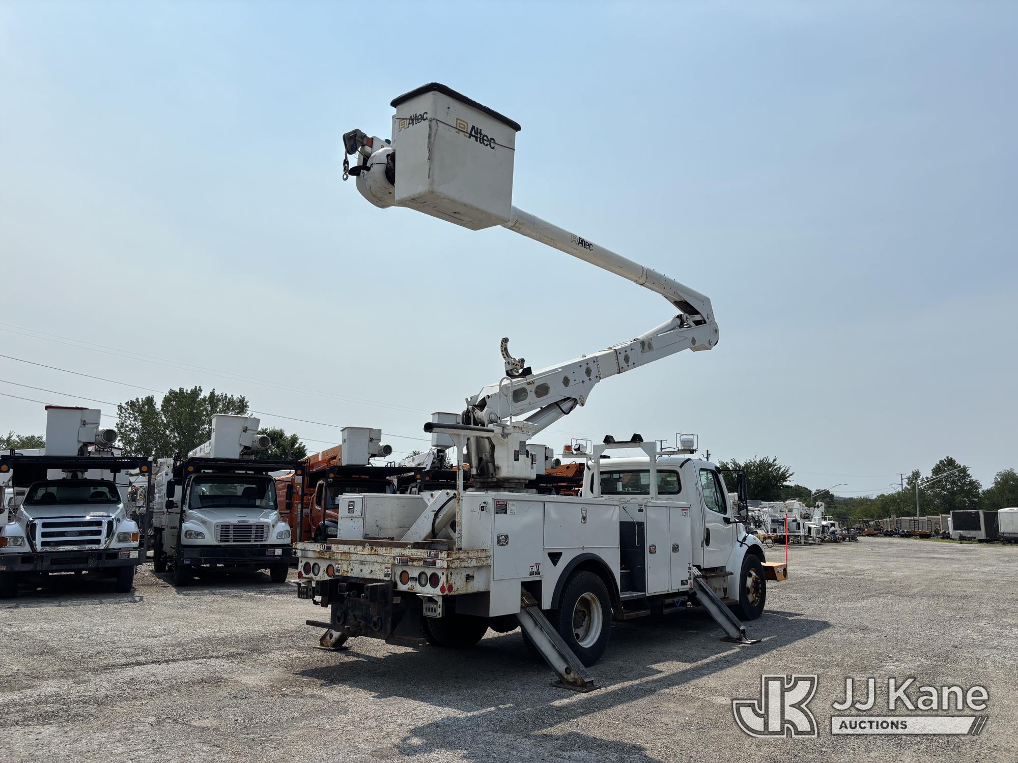 2017 Freightliner M2 106