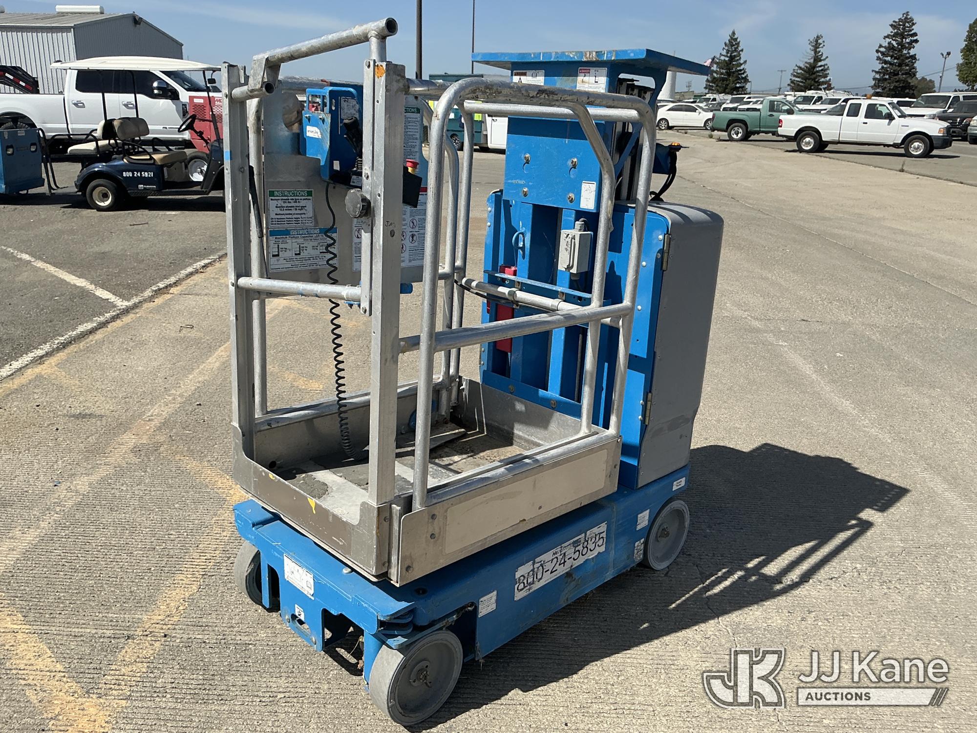 Photo of a 2019 Genie GR-12
