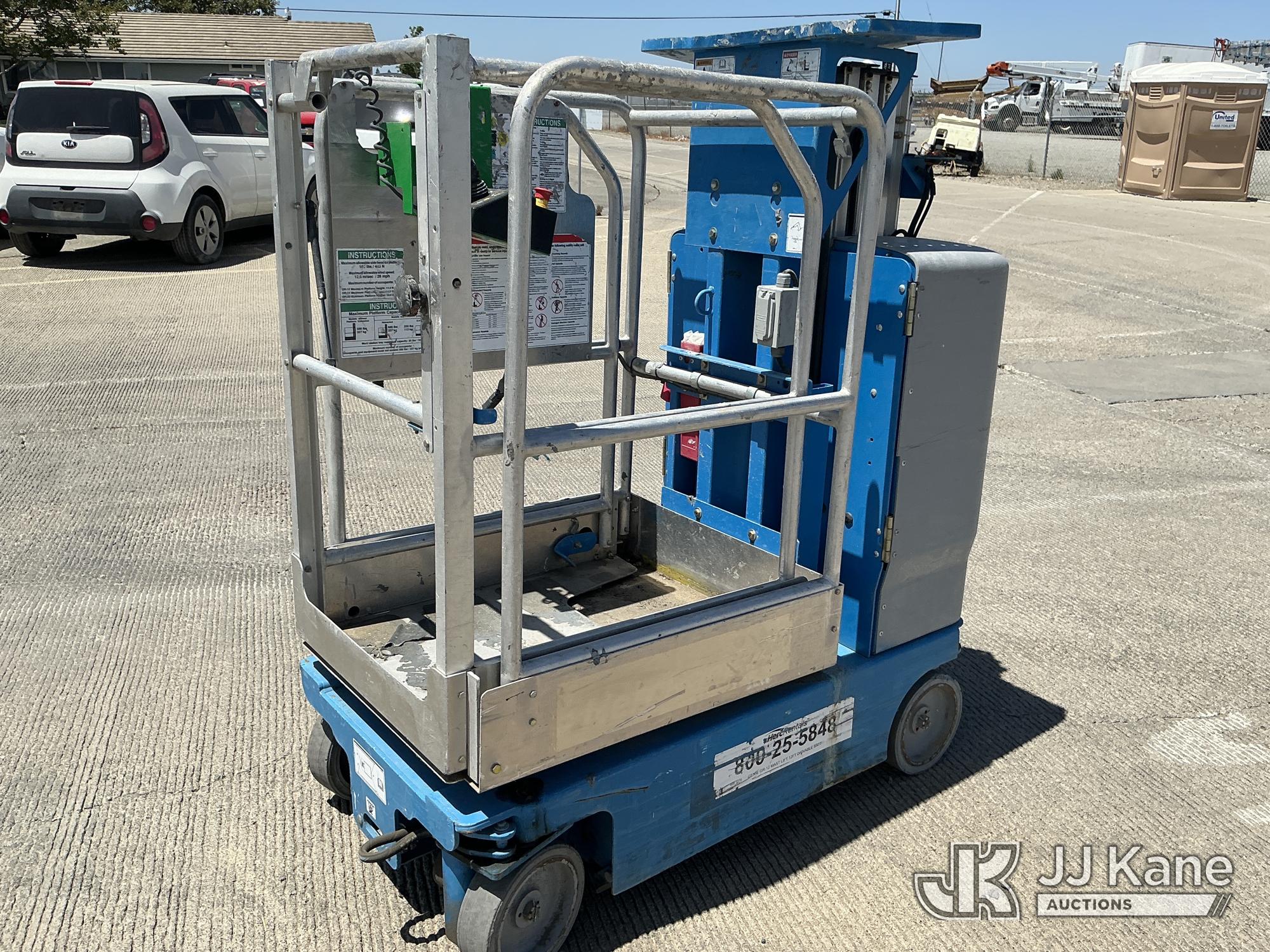Photo of a 2019 Genie GR-12