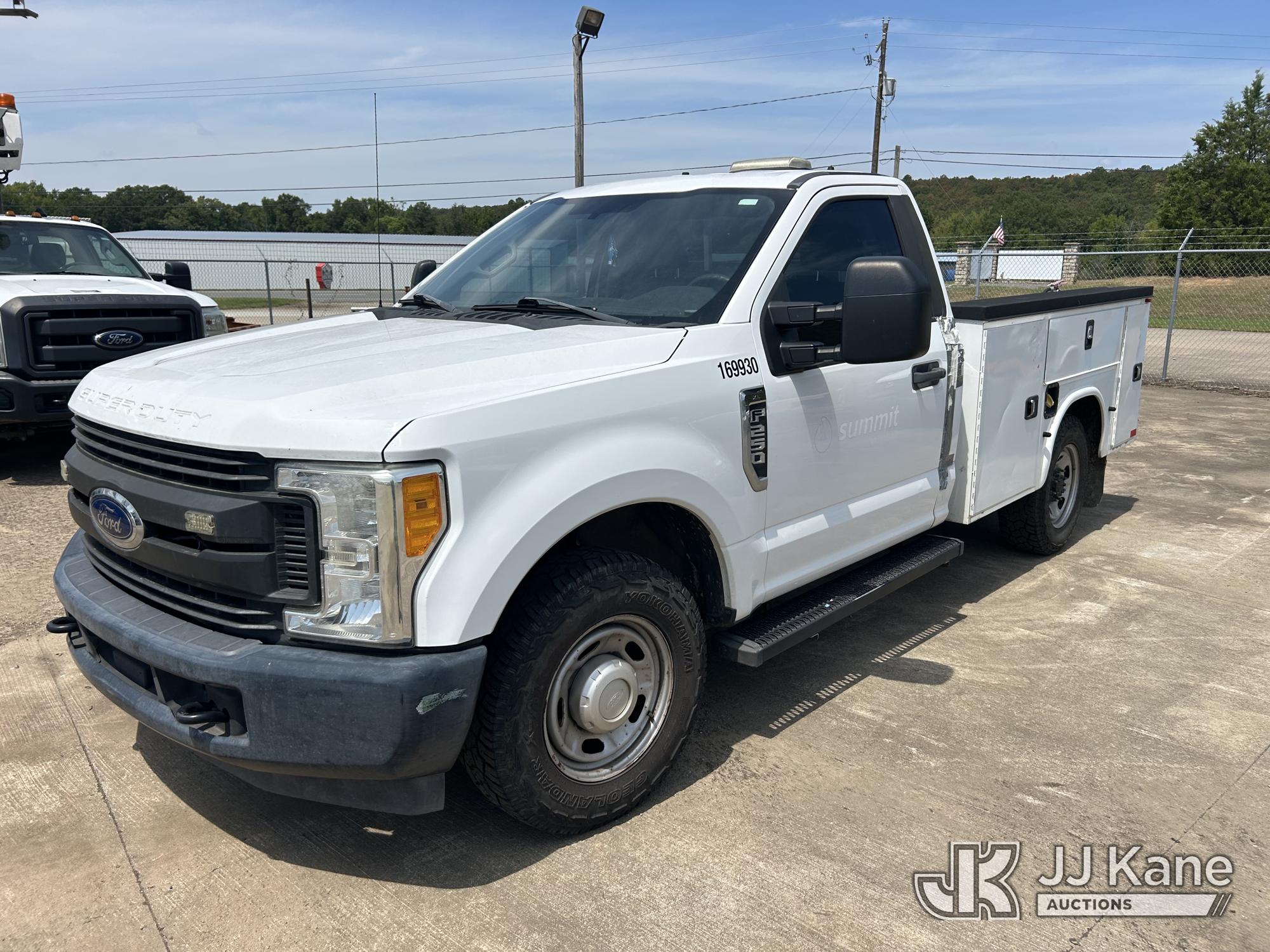 2017 Ford F-250 SD Service Truck