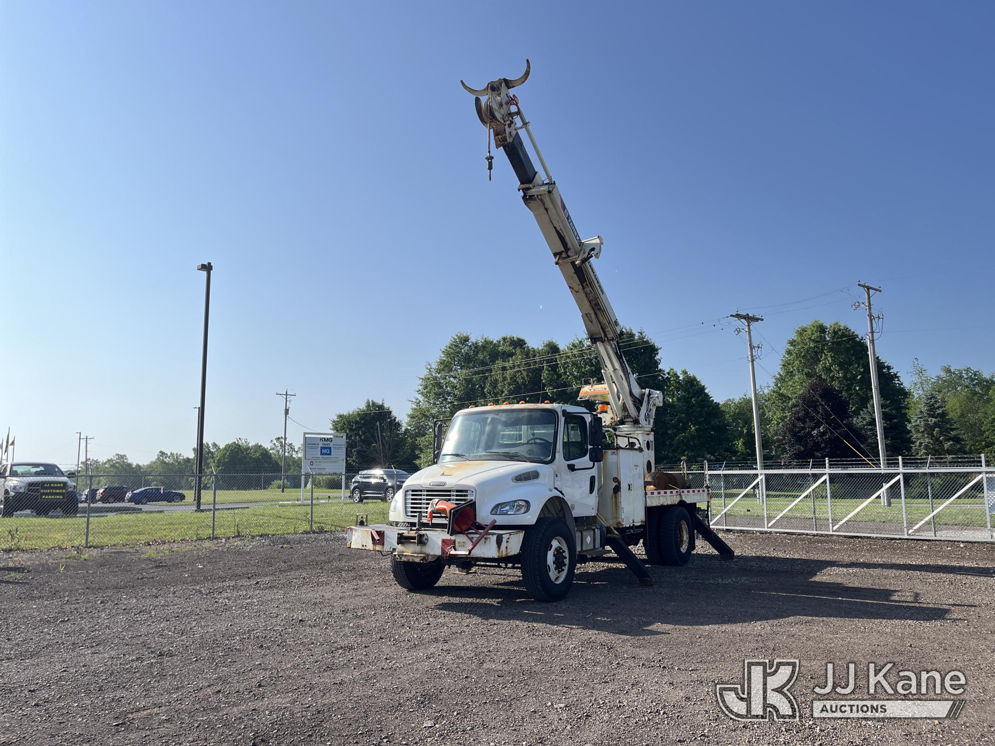 2013 Freightliner M2 106