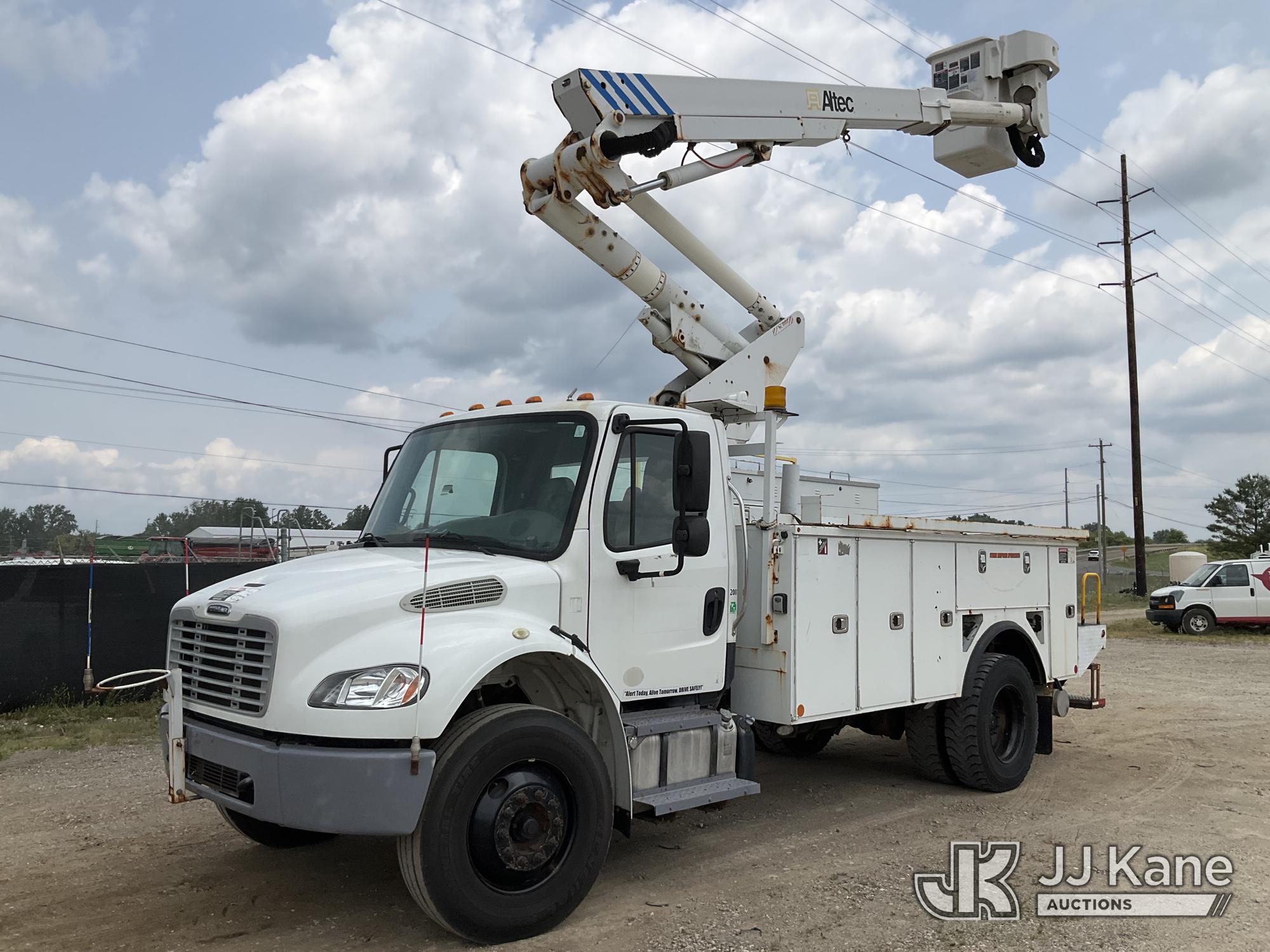 Altec TA40, Articulating & Telescopic Bucket Truck mounted behind cab on 2015 Freightliner M2 106 Utility Truck