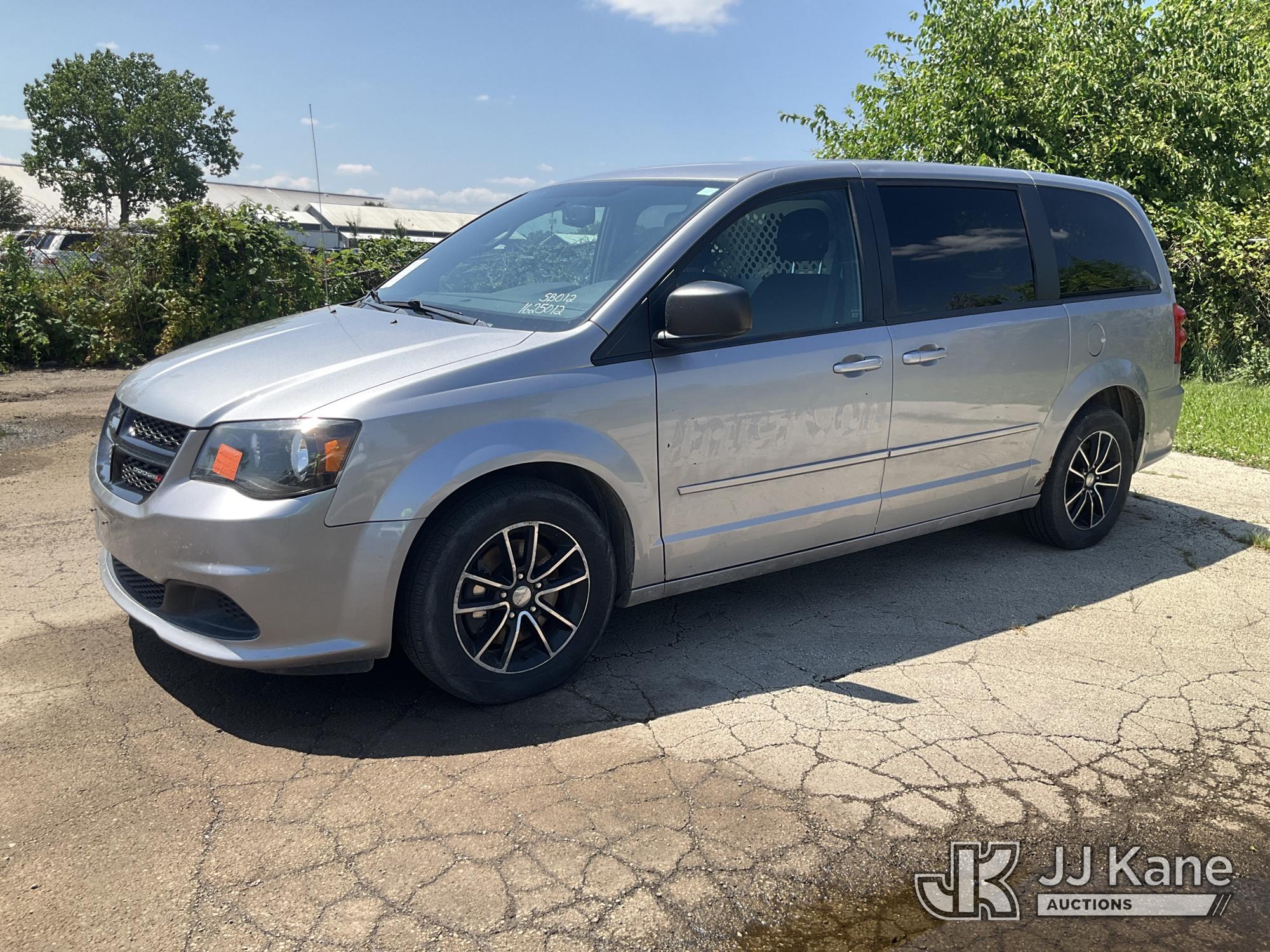 Photo of a 2015 Dodge Grand Caravan