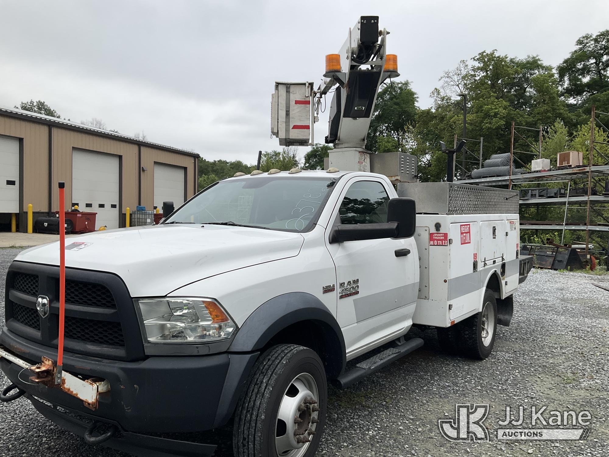 Versalift TEL29N-03, Telescopic Non-Insulated Bucket Truck mounted behind cab on 2014 Ram 4500 2WD Service Truck