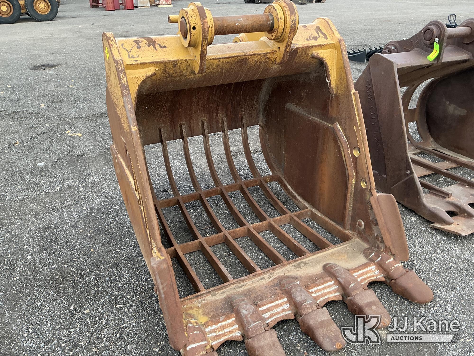 Cat 50in Excavator Bucket NOTE: This unit is being sold AS IS/WHERE IS via Timed Auction and is located in Salt Lake City