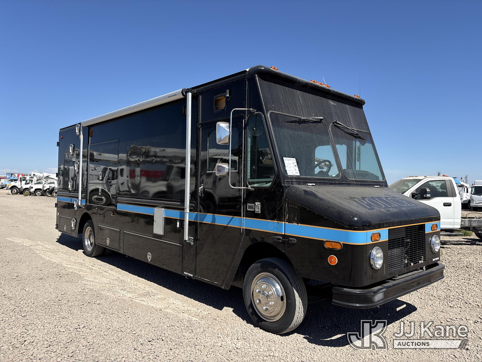 2002 Freightliner MT45 Chassis