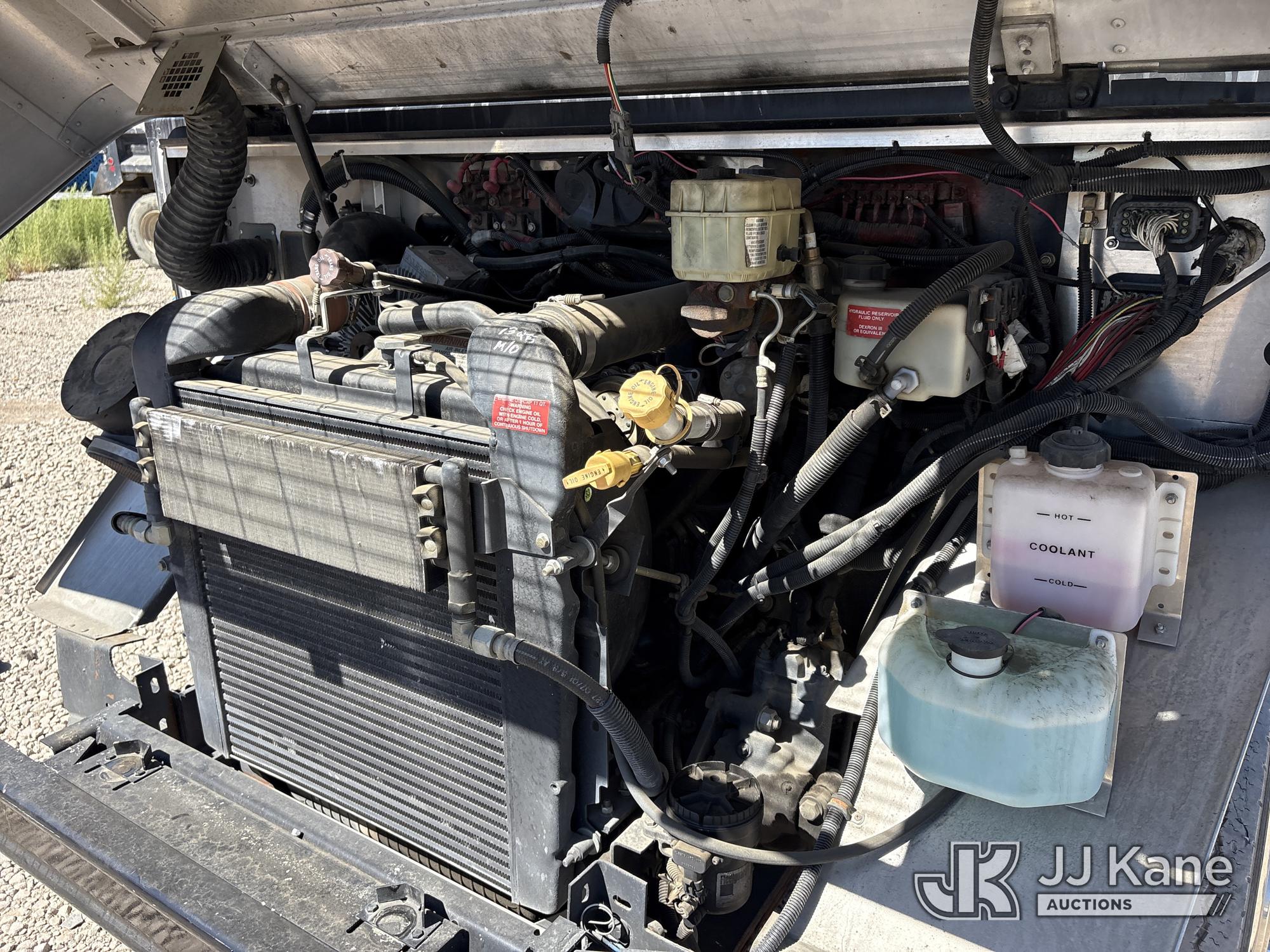 2002 Freightliner MT45 Chassis