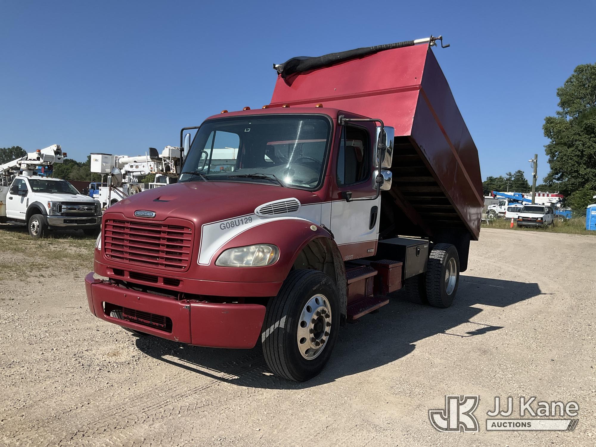 Photo of a 2008 Freightliner M2 106
