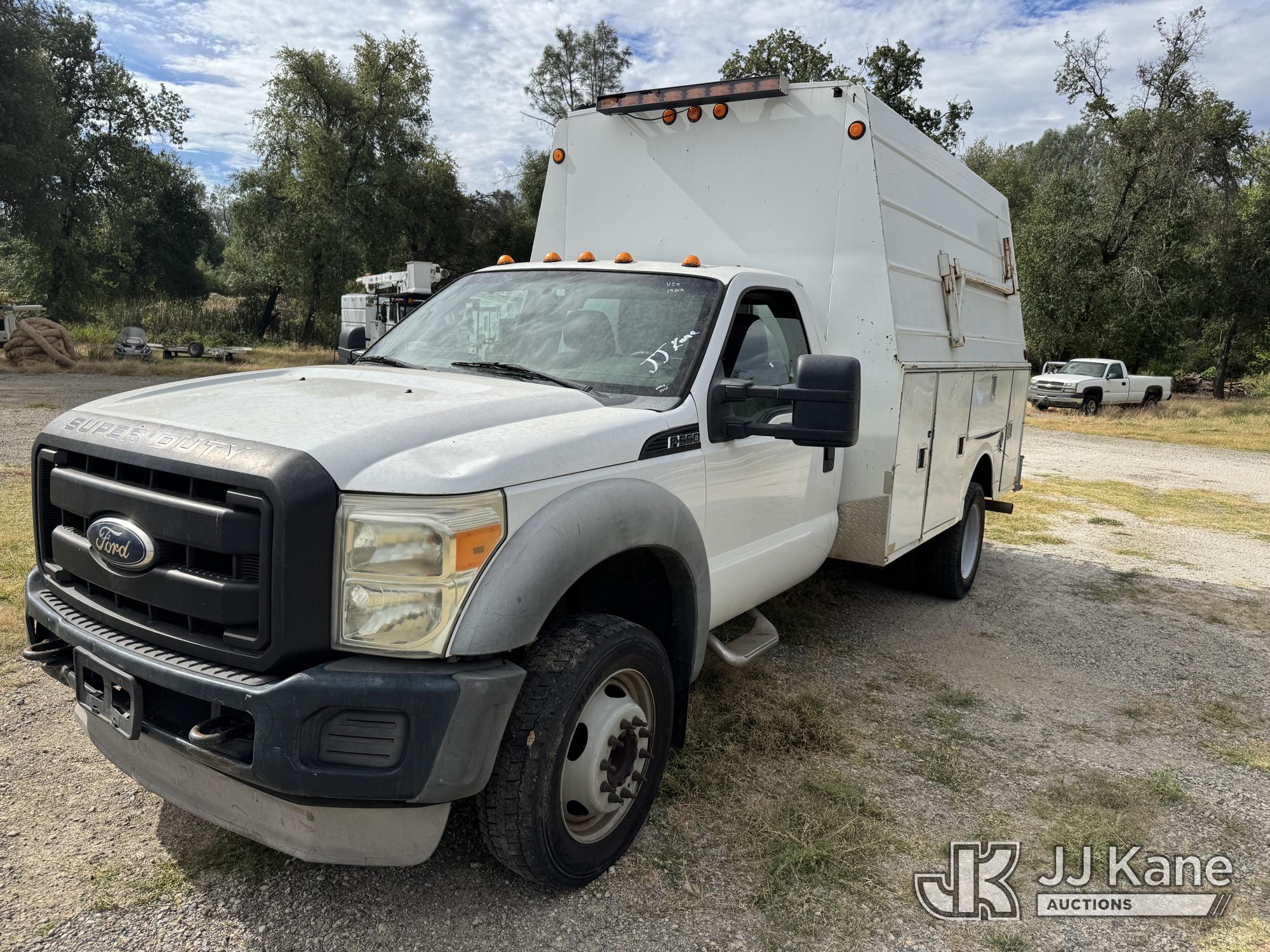 2011 Ford F-550 Enclosed High-Top Service Truck
