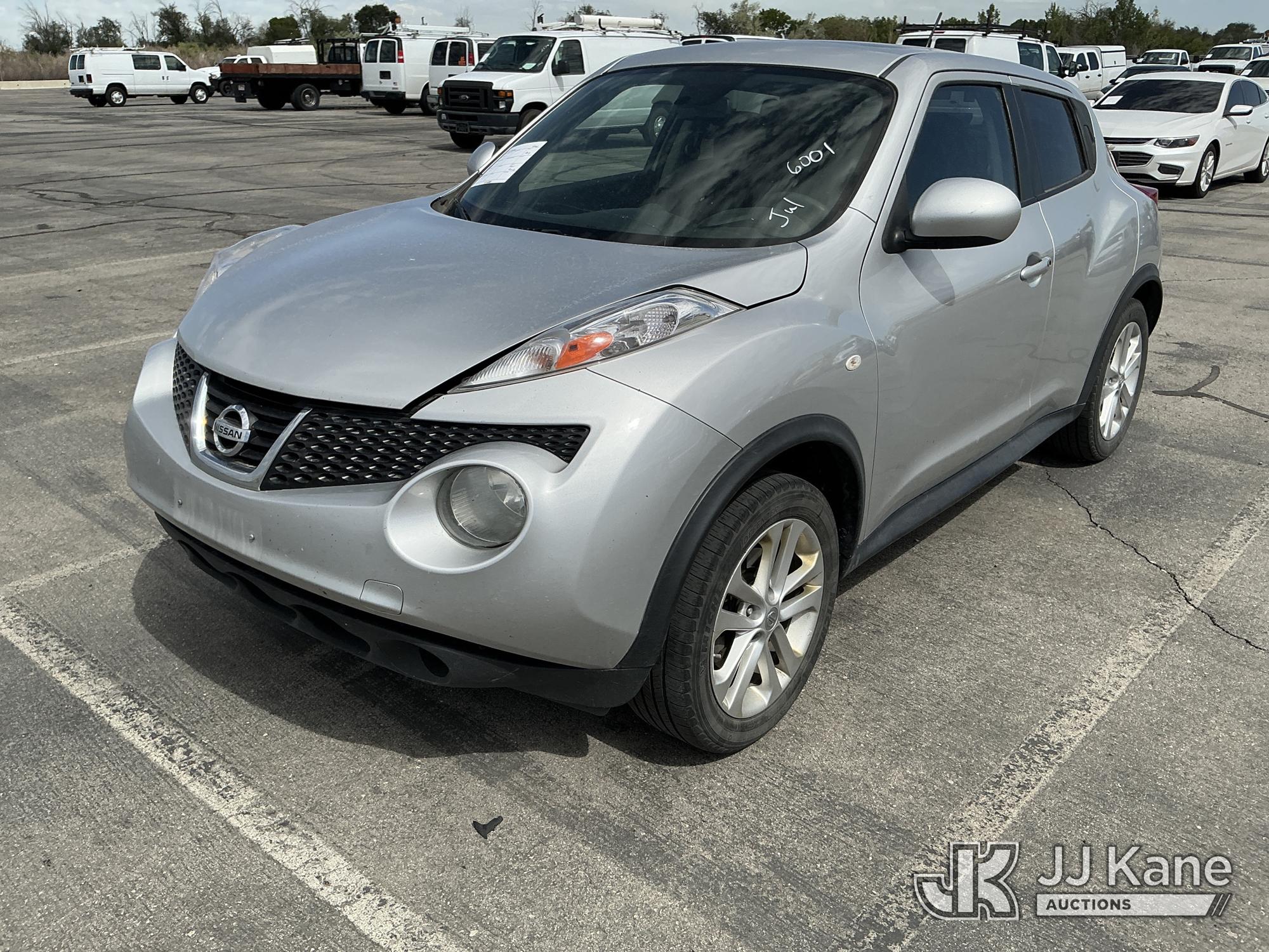 2013 Nissan Juke AWD 4-Door Sport Utility Vehicle