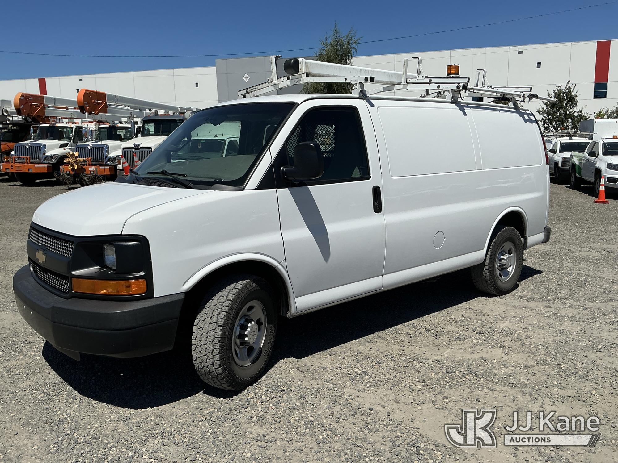 Photo of a 2016 Chevrolet Express G2500