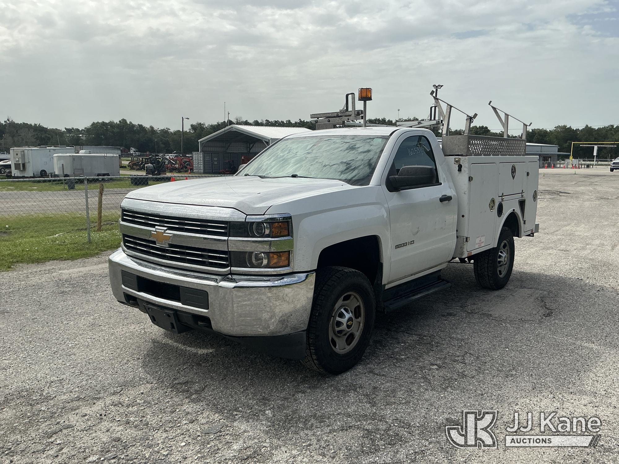 Photo of a 2015 Chevrolet Silverado 2500HD 4x4