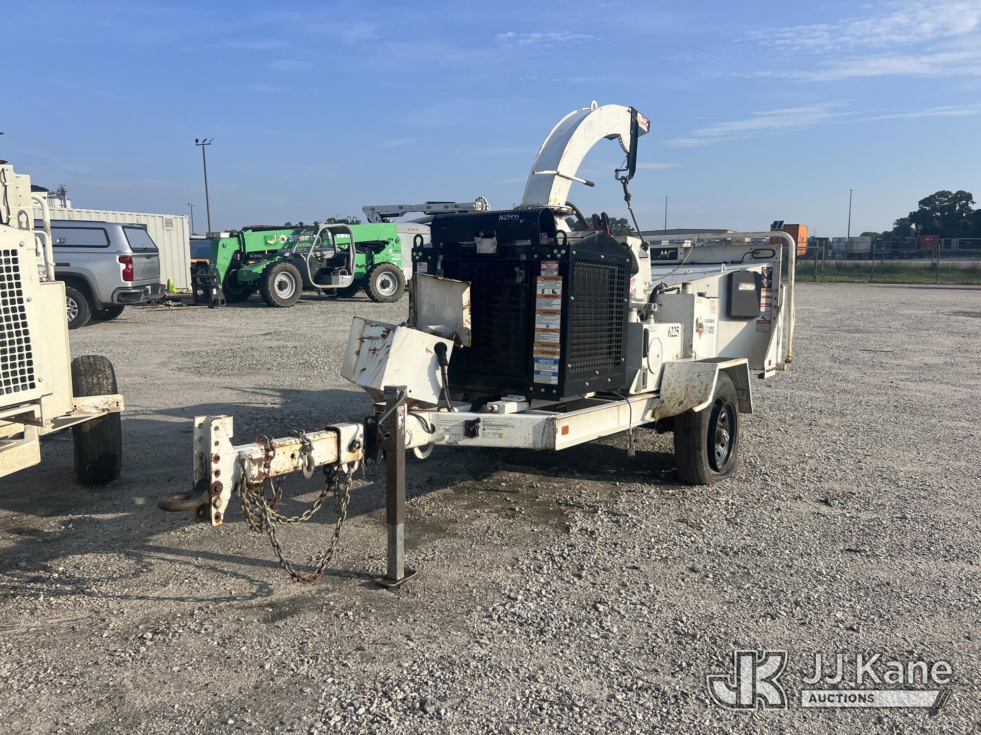2021 Morbark Eager Beever 1215 Chipper (12in Drum), trailer mtd.