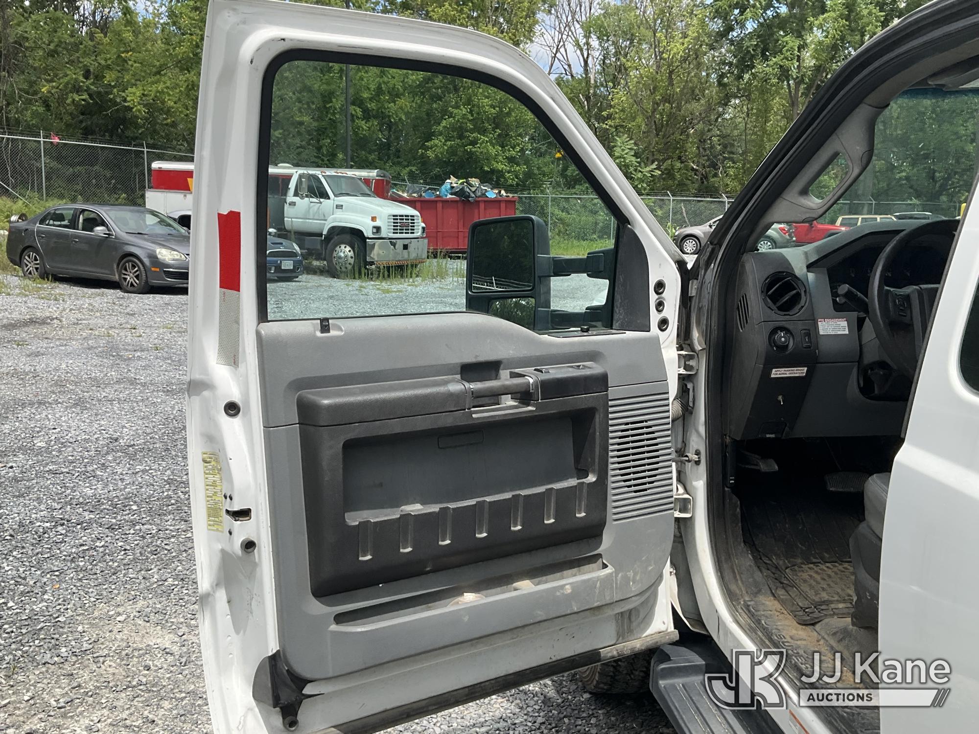 2012 Ford F550 4x4