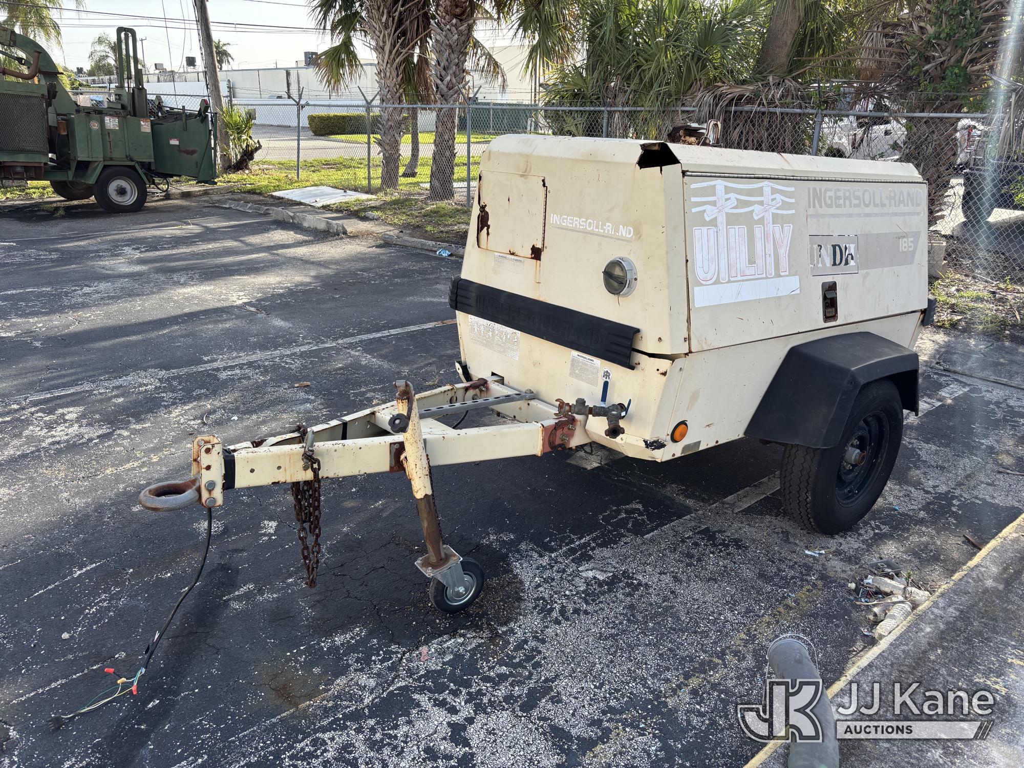 Photo of a 1998 Ingersoll Rand 185