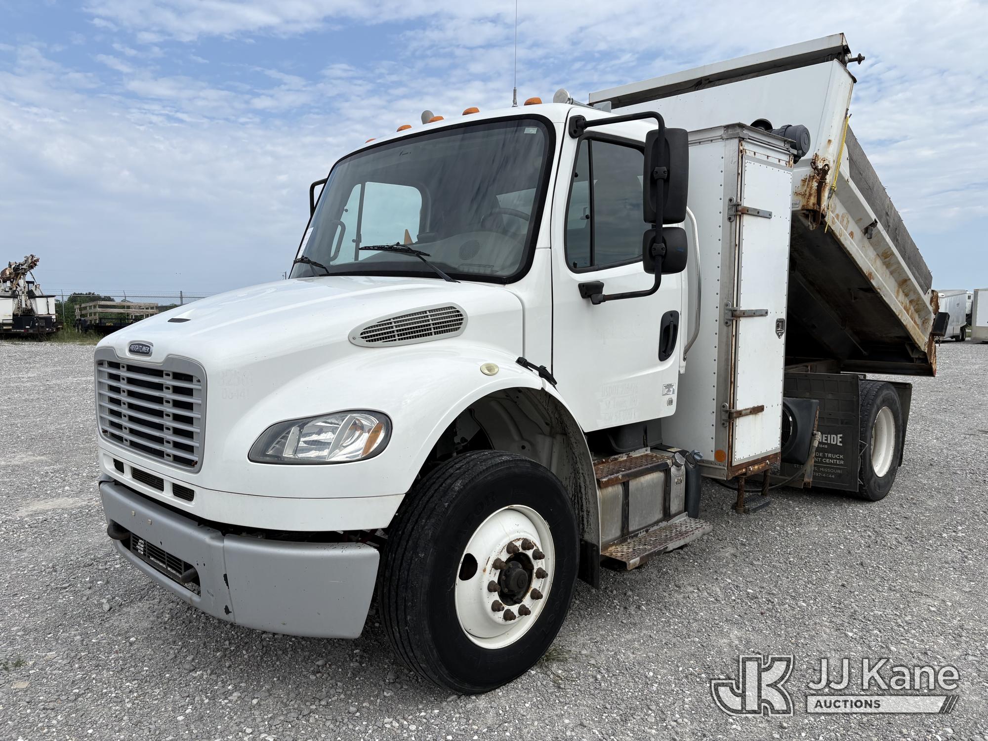 2017 Freightliner M2 106