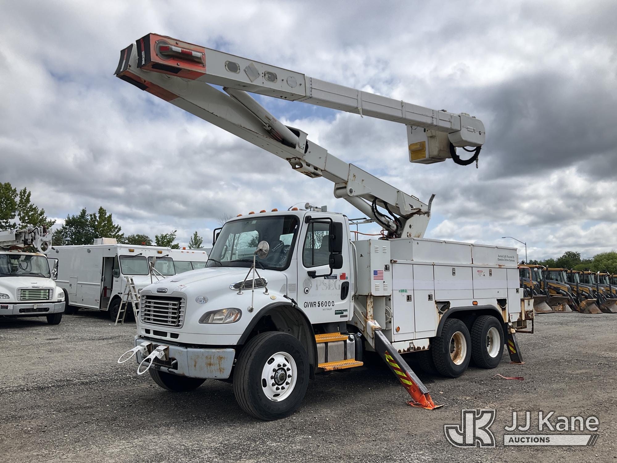 Versalift VO355MHI-01, Over-Center Material Handling Bucket Truck center mounted on 2011 Freightliner M2 106 Utility Truck