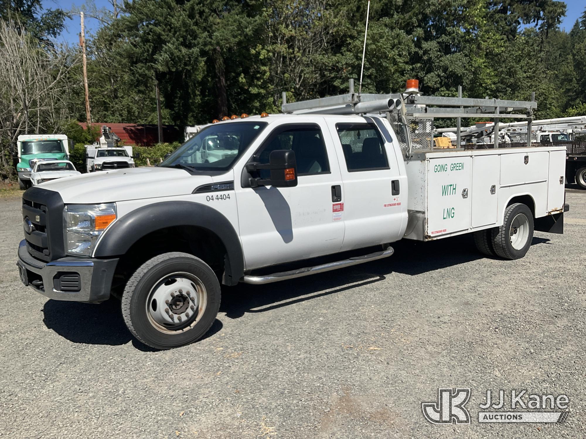 2015 Ford F-550 Crew-Cab Service Truck