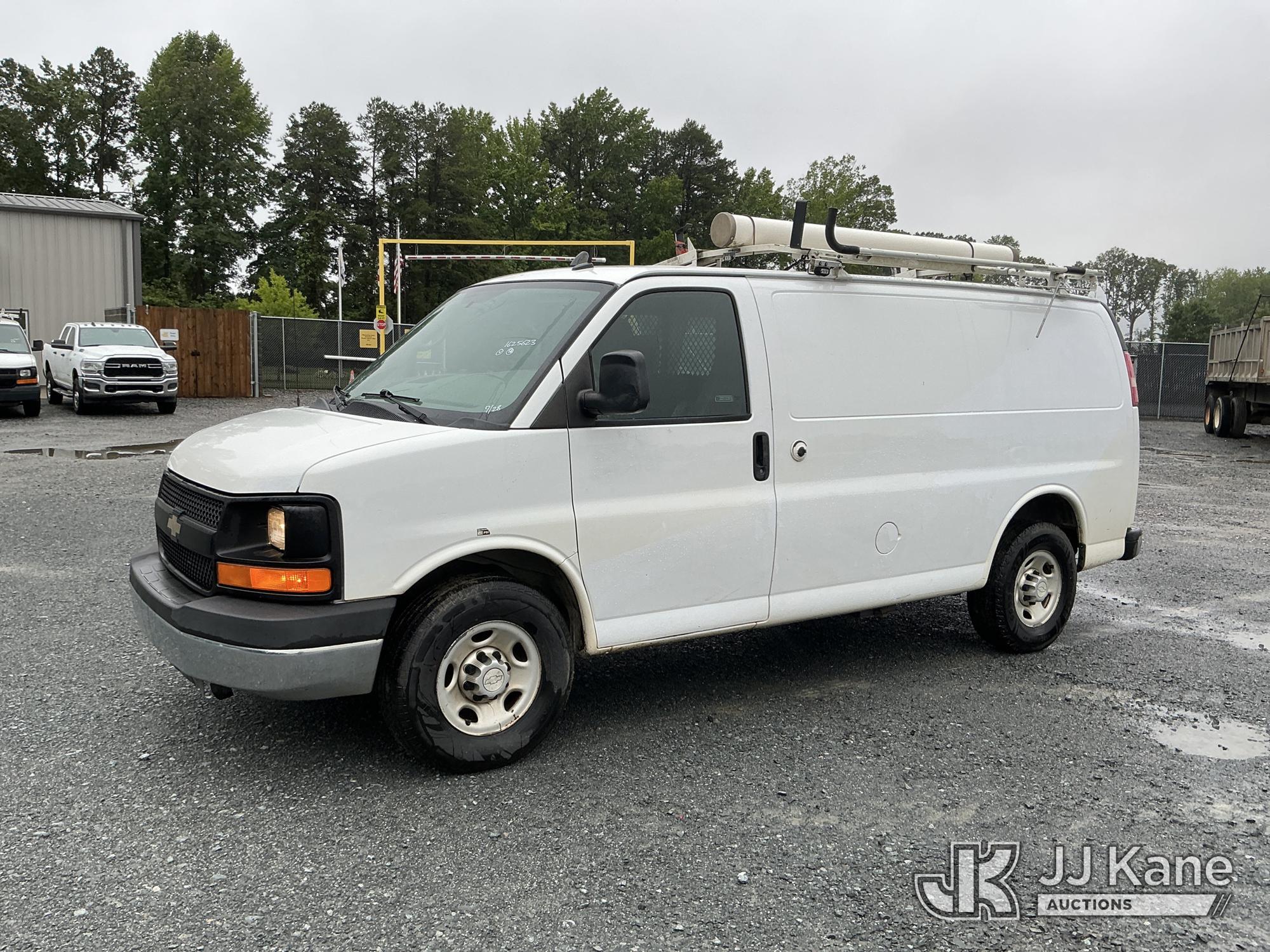 Photo of a 2014 Chevrolet Express G2500