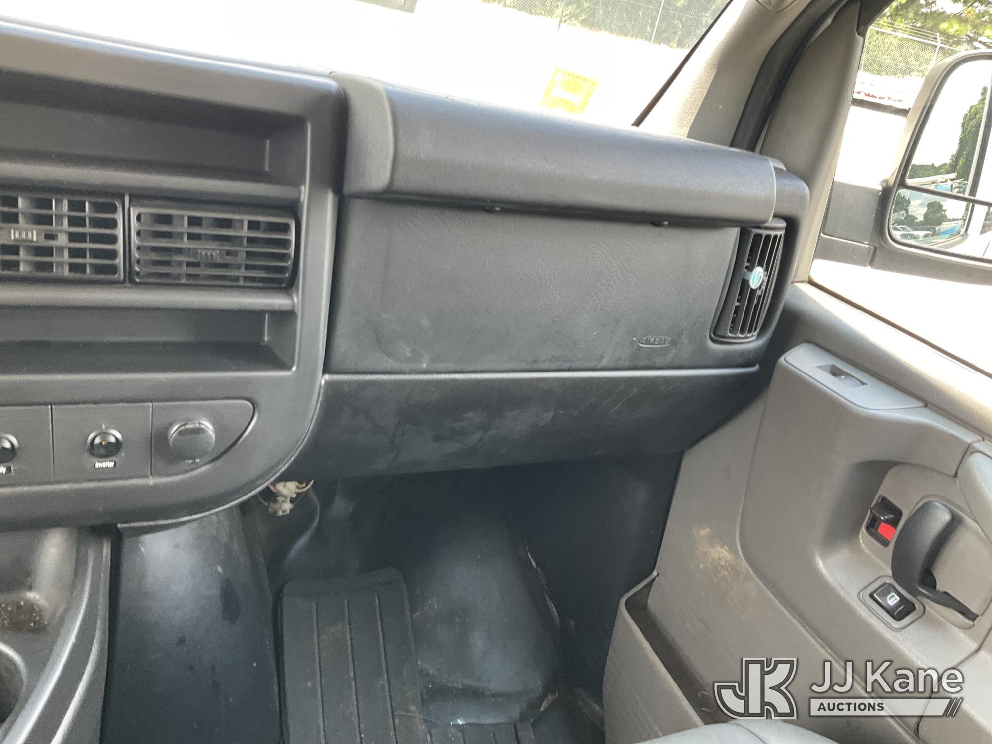 2015 Chevrolet Express G2500