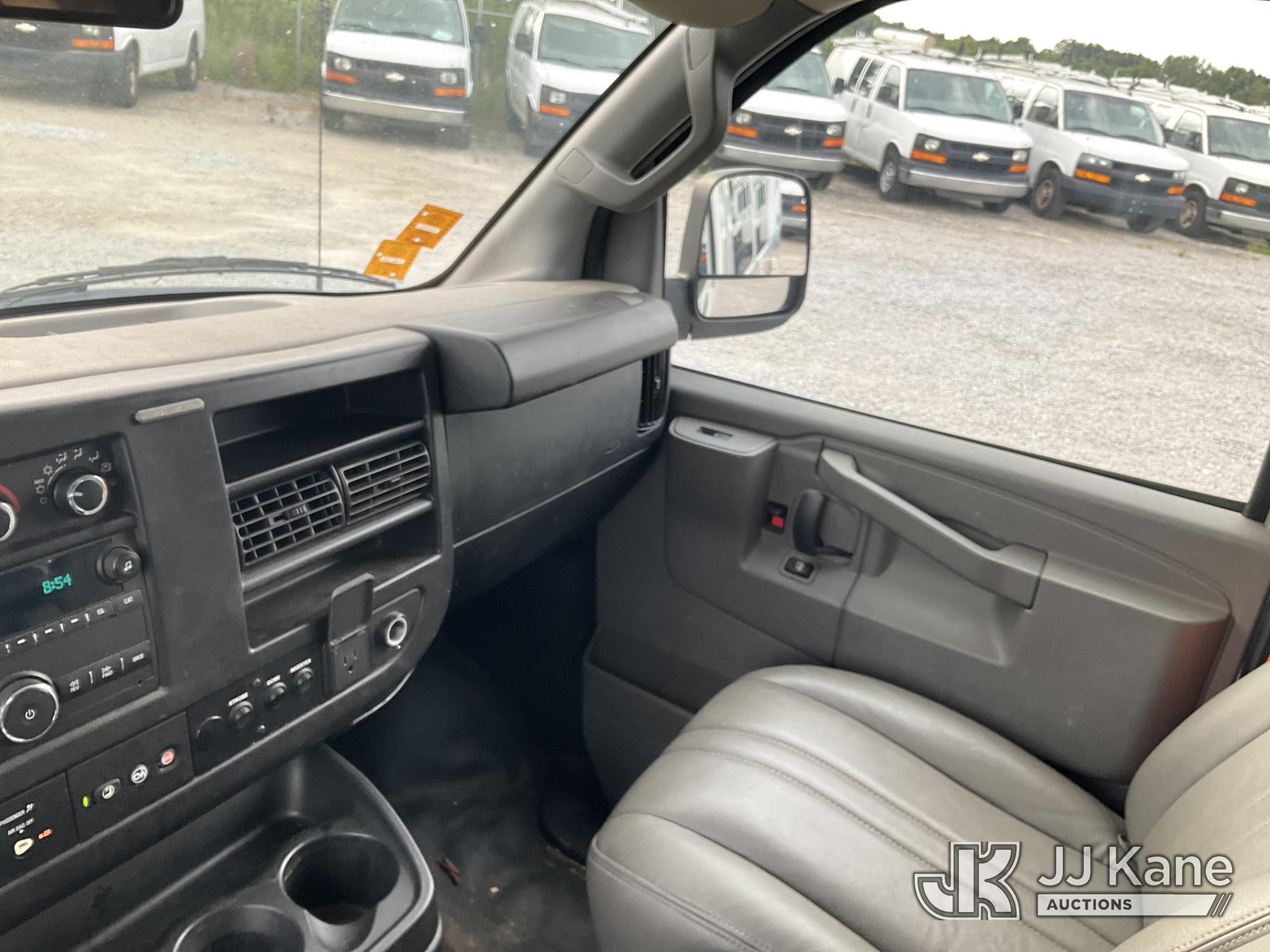 2018 Chevrolet EXPRESS 2500