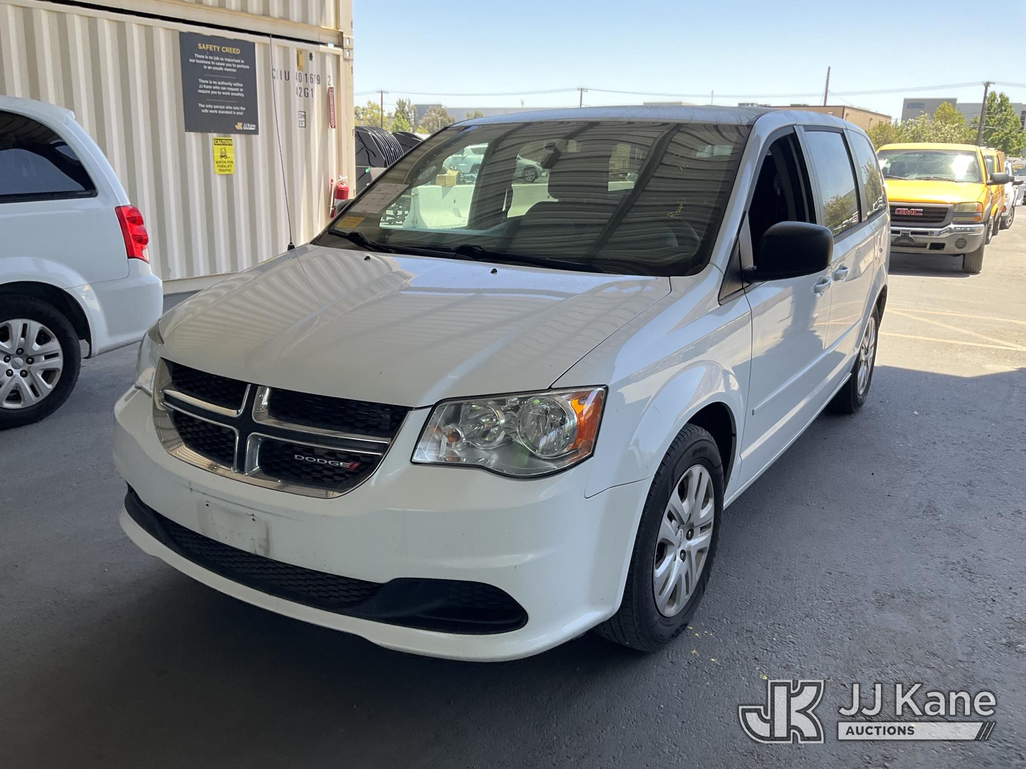 Photo of a 2017 Dodge Grand Caravan