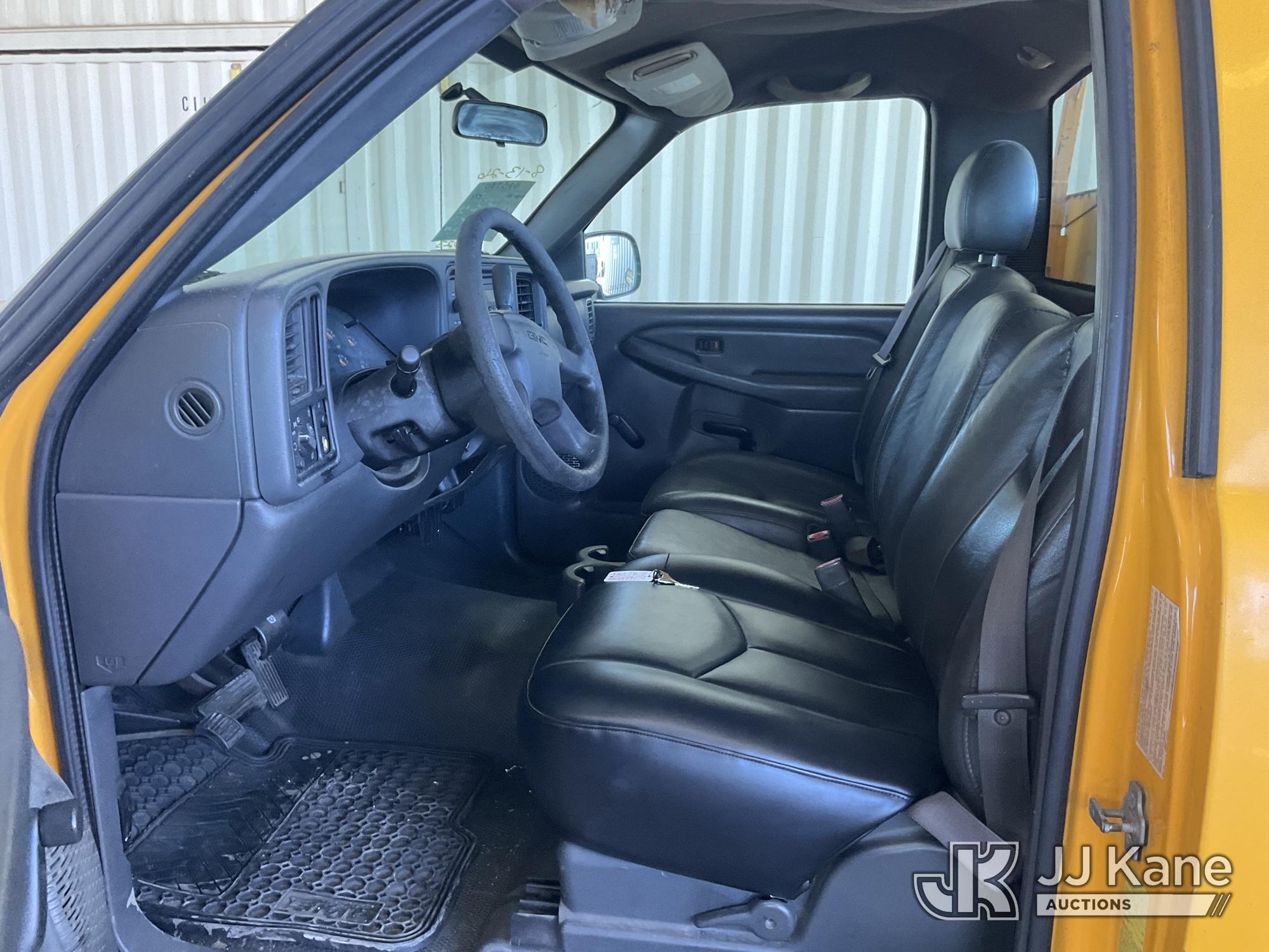 2004 GMC SIERRA 2500HD