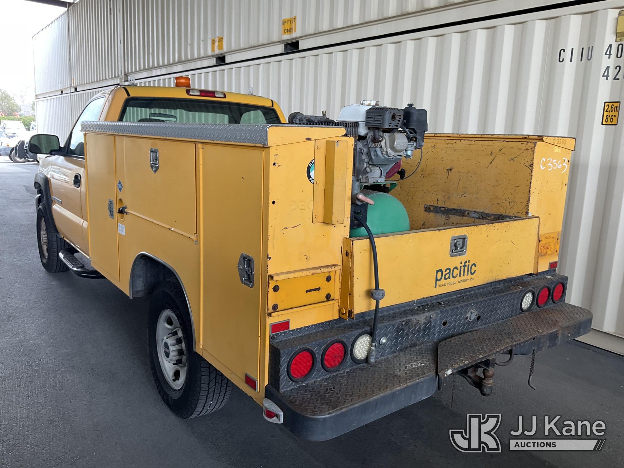 2004 GMC SIERRA 2500HD