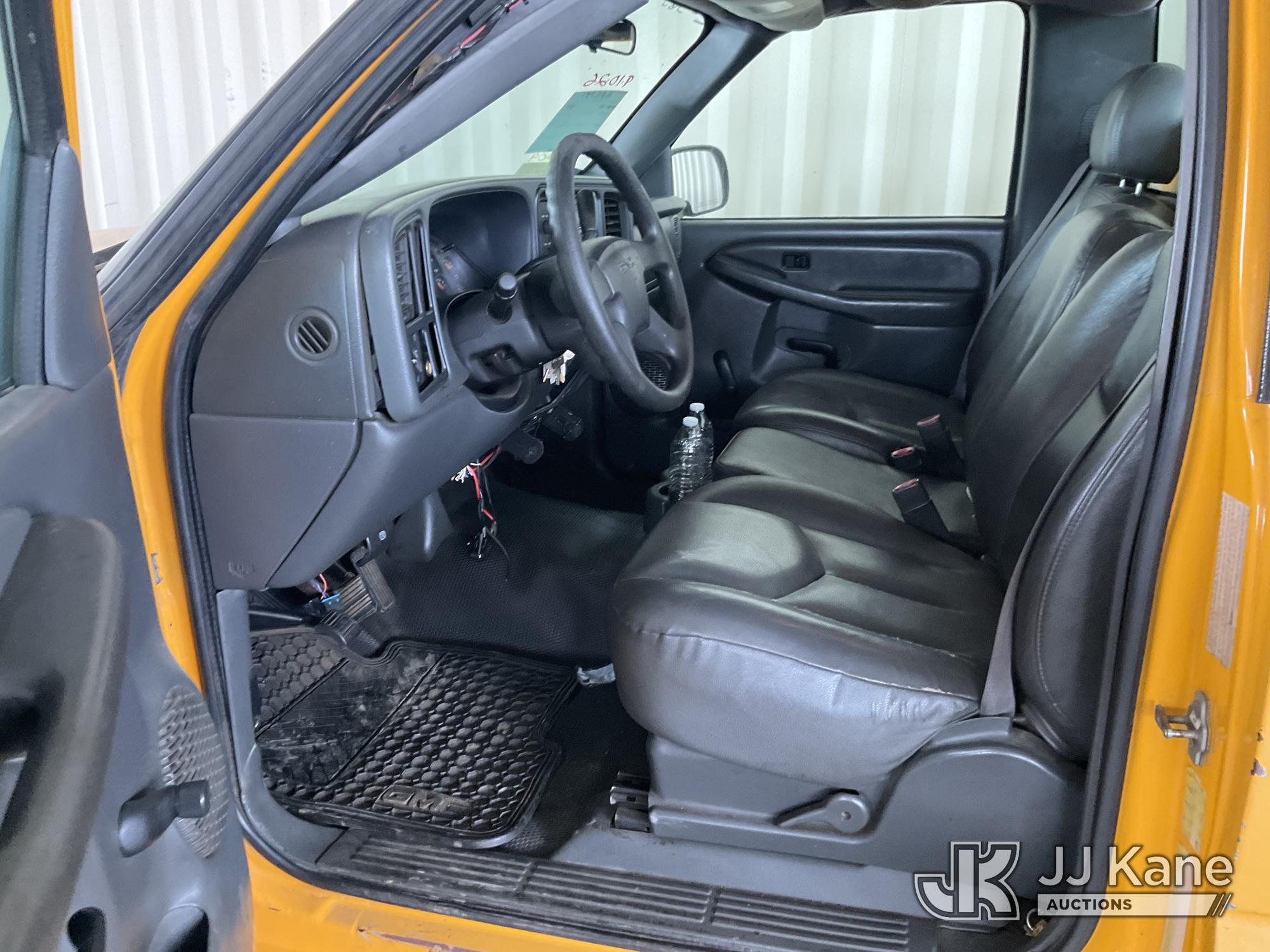 2004 GMC SIERRA 2500HD