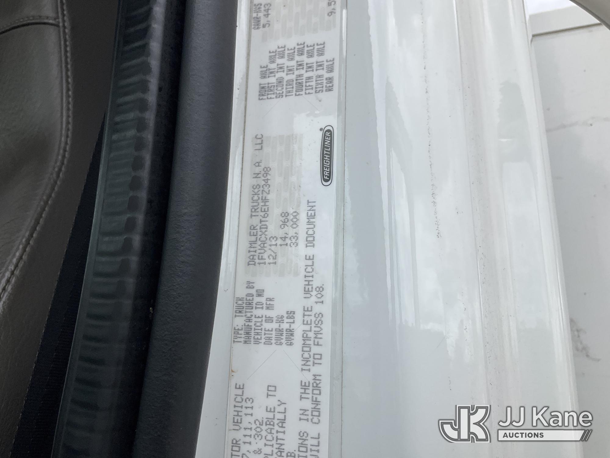 2014 Freightliner M2 106